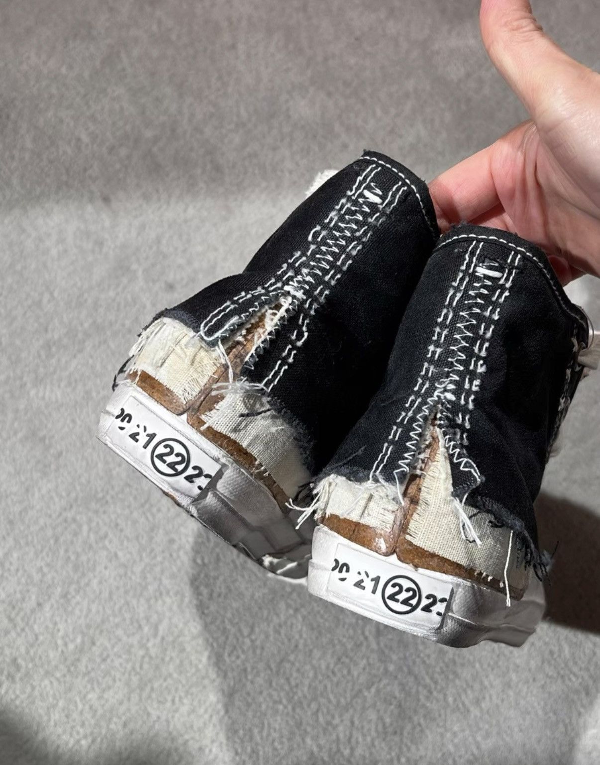 Maison Margiela Maison Margiela Black & White Vintage High-Top Canvas Shoes Size US 8 / EU 41 - 6 Thumbnail