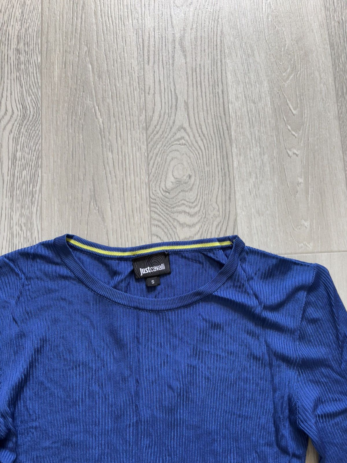 Just Cavalli × Vintage Luxury Just Cavalli Cropped Top T Shirt Size S / US 4 / IT 40 - 2 Thumbnail