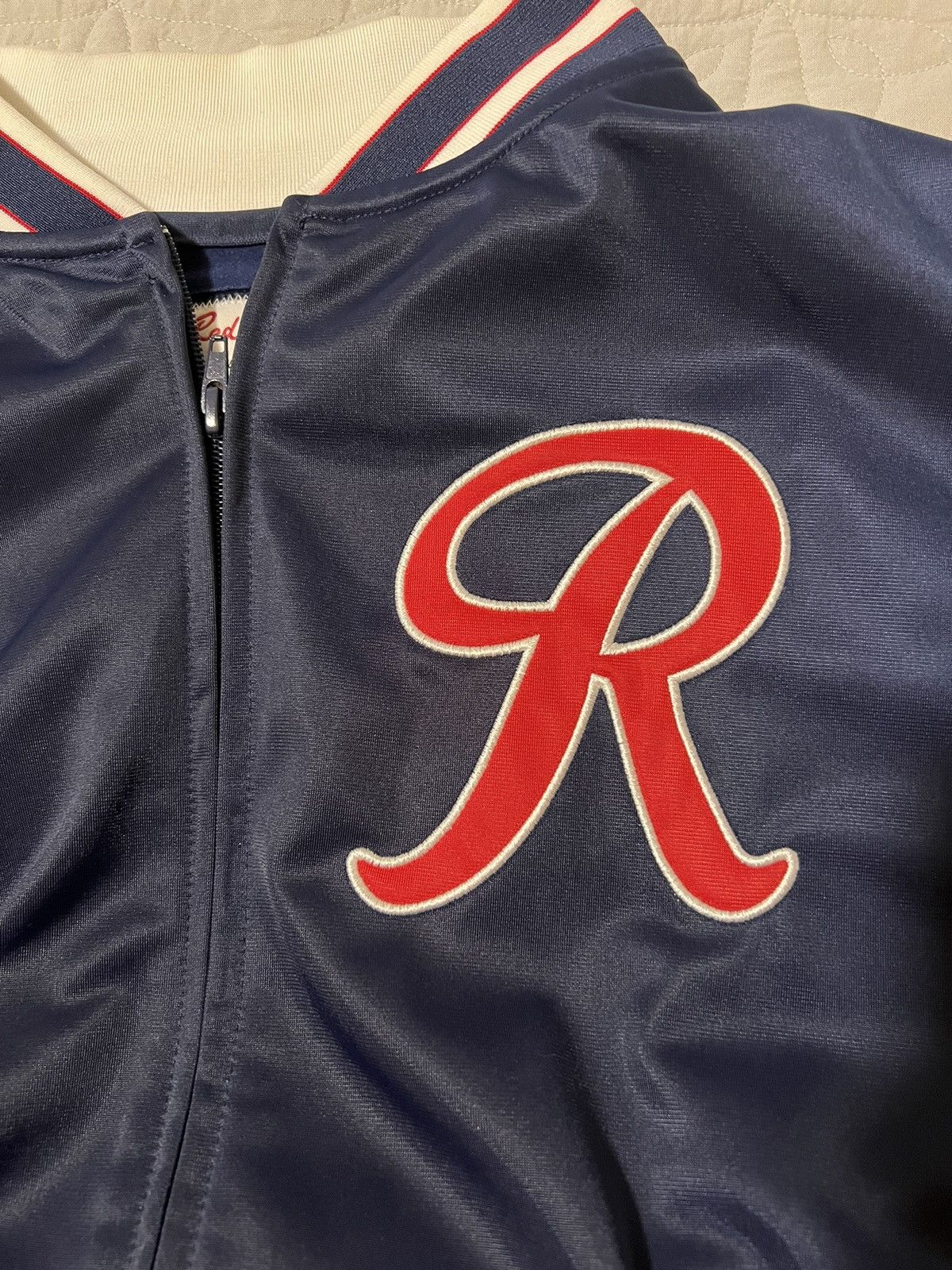 MLB Tacoma Rainiers Seattle Mariners Triple-A Light Bomber Size US XL / EU 56 / 4 - 4 Thumbnail