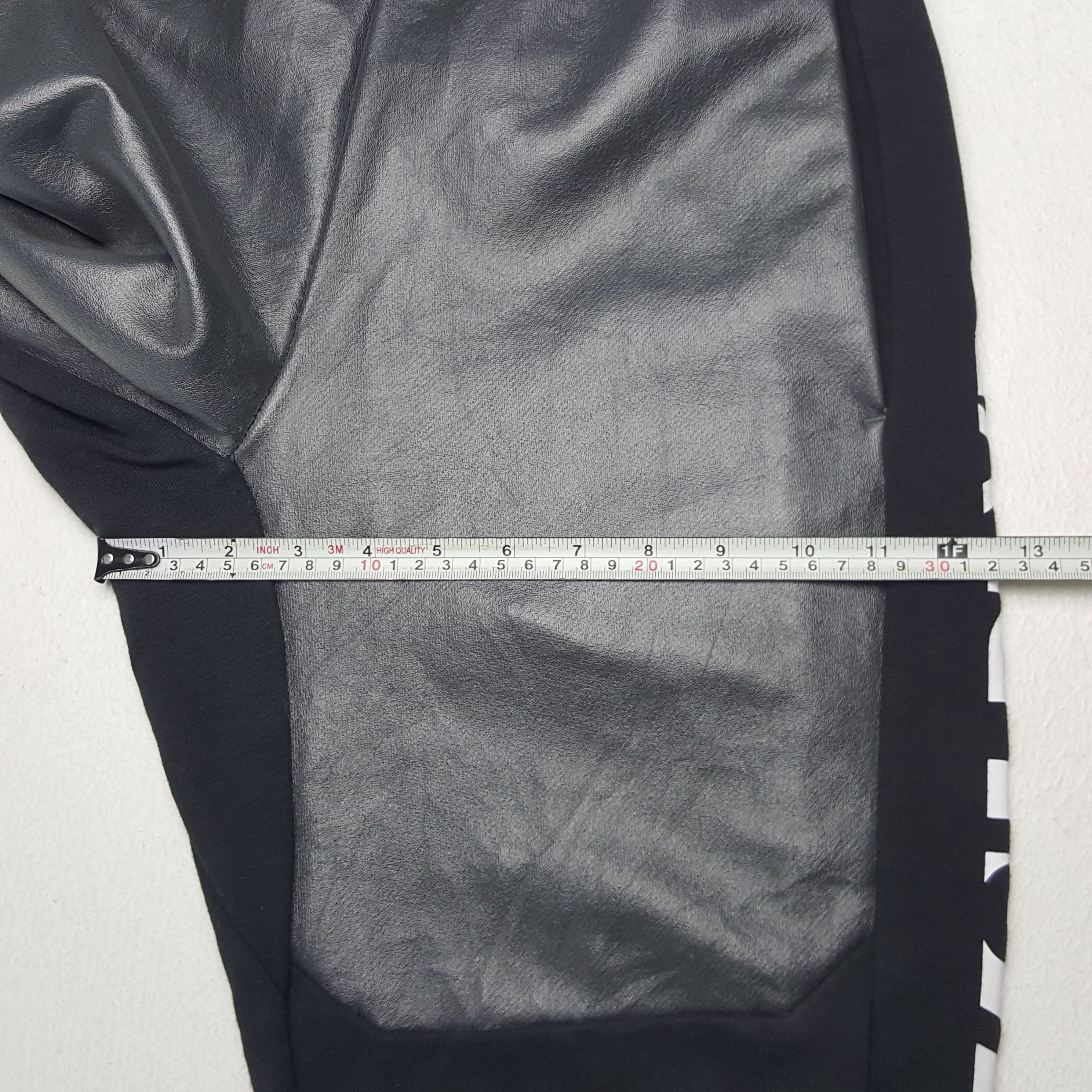 Adidas × Yohji Yamamoto Adidas x Custom Art Logo Yohji Yamamoto Joggers Pants Size US 27 - 9 Thumbnail