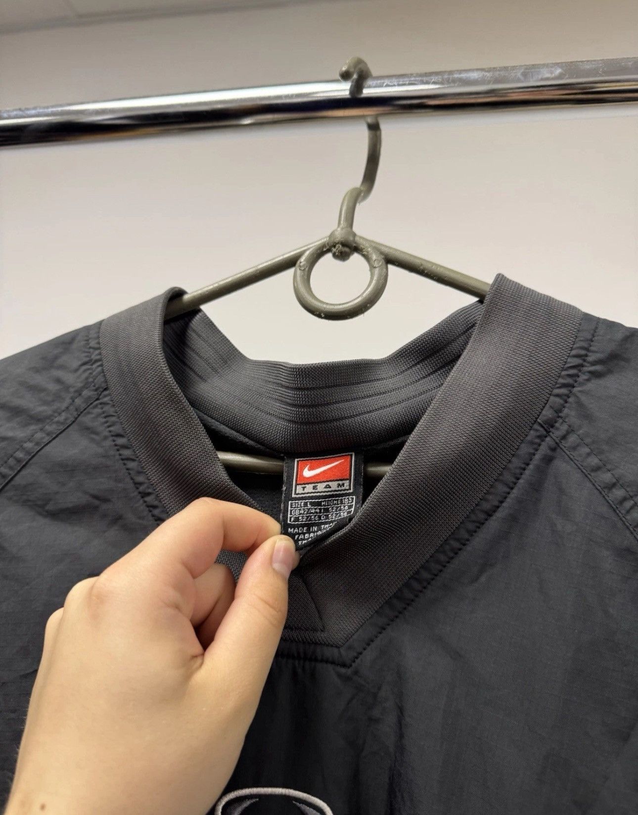 Nike × Vintage Vintage 90s Nike Nylon Jacket Anorak Center Swoosh Clima Fit Size US L / EU 52-54 / 3 - 3 Thumbnail