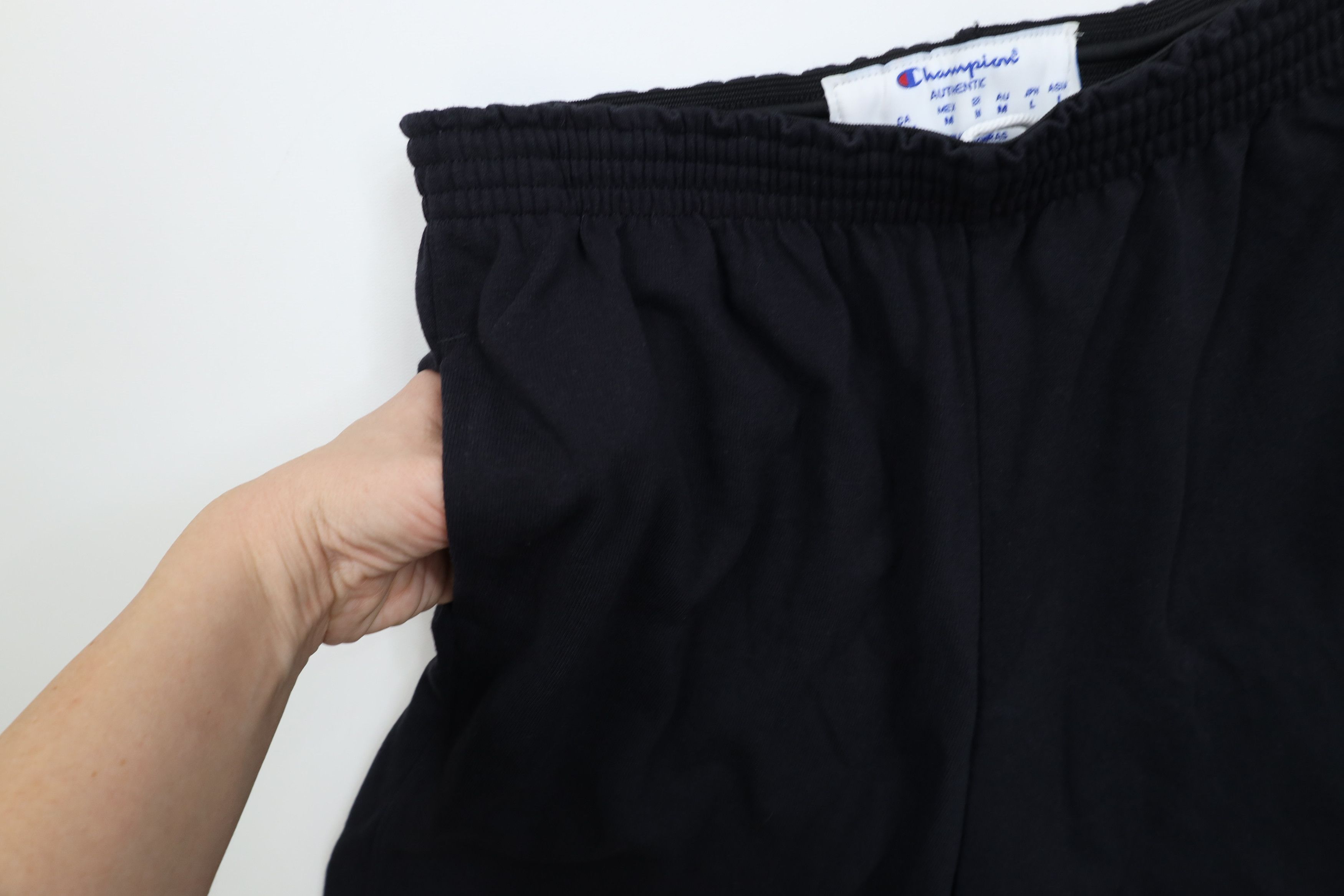 Champion Vintage Champion Logo Above Knee Heavyweight Shorts Black Size US 32 / EU 48 - 6 Thumbnail
