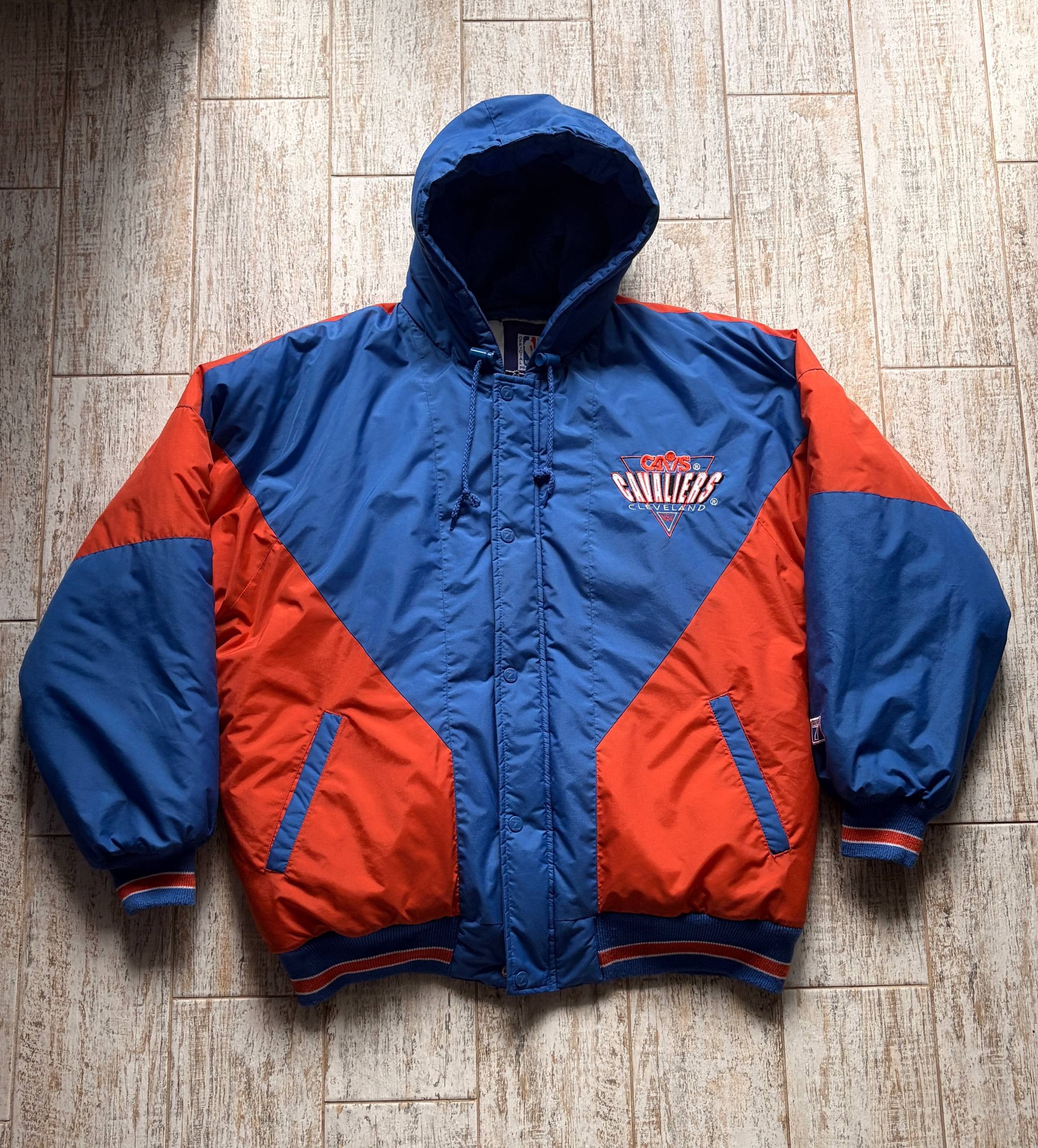 Logo 7 Vintage 90s Logo 7 Cleveland Cavaliers NBA Puffer Jacket Size US L / EU 52-54 / 3 - 1 Thumbnail