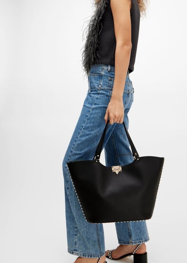 Valentino o1s22i1n0924 Size: OS / Rockstud Tote Bag in Black Size ONE SIZE - 2 Thumbnail