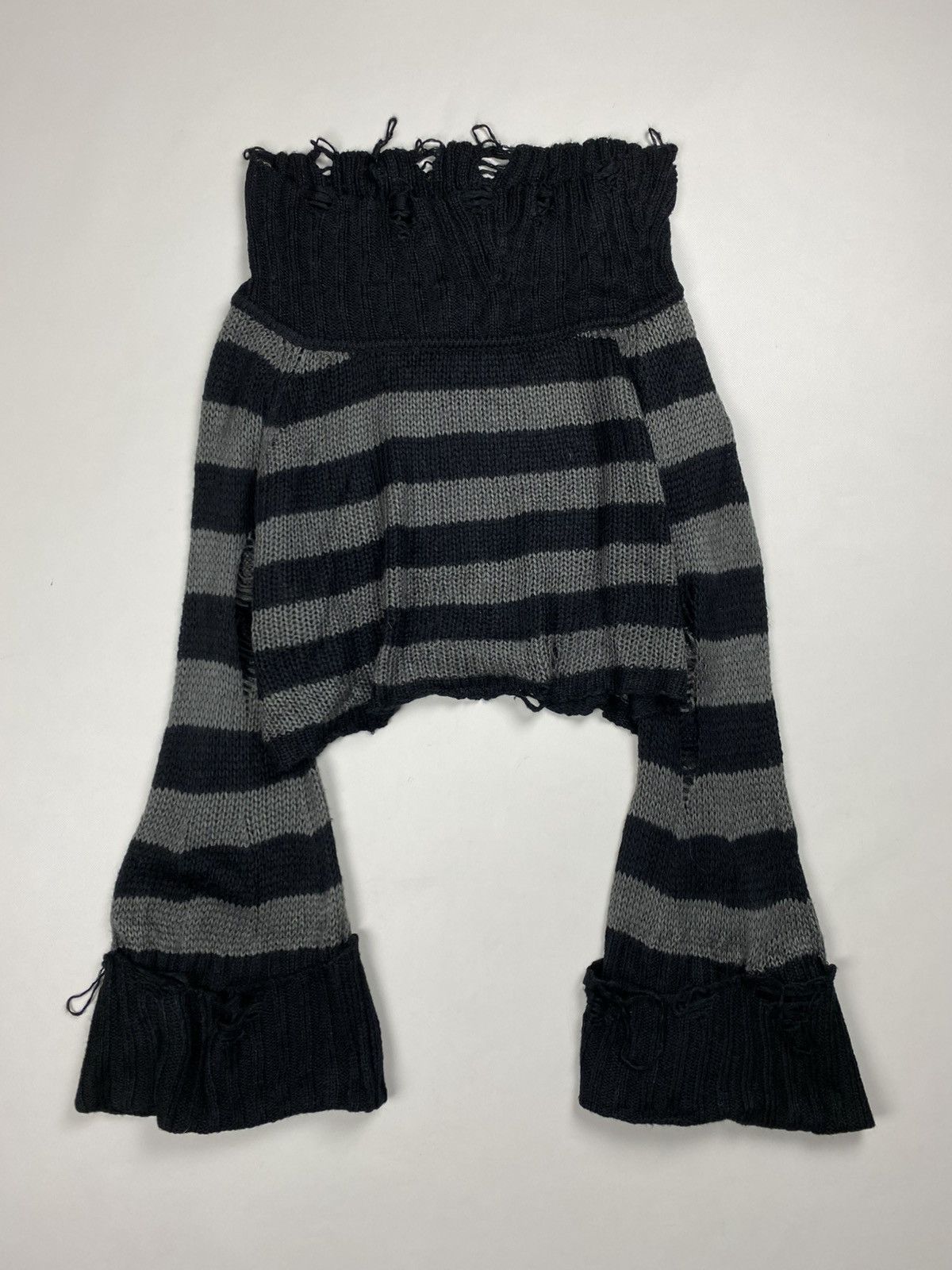 Killstar Killstar Ladies Y2K Distressed High Neck Sweater Pullover Size 4XL / US 24-26 - 1 Thumbnail