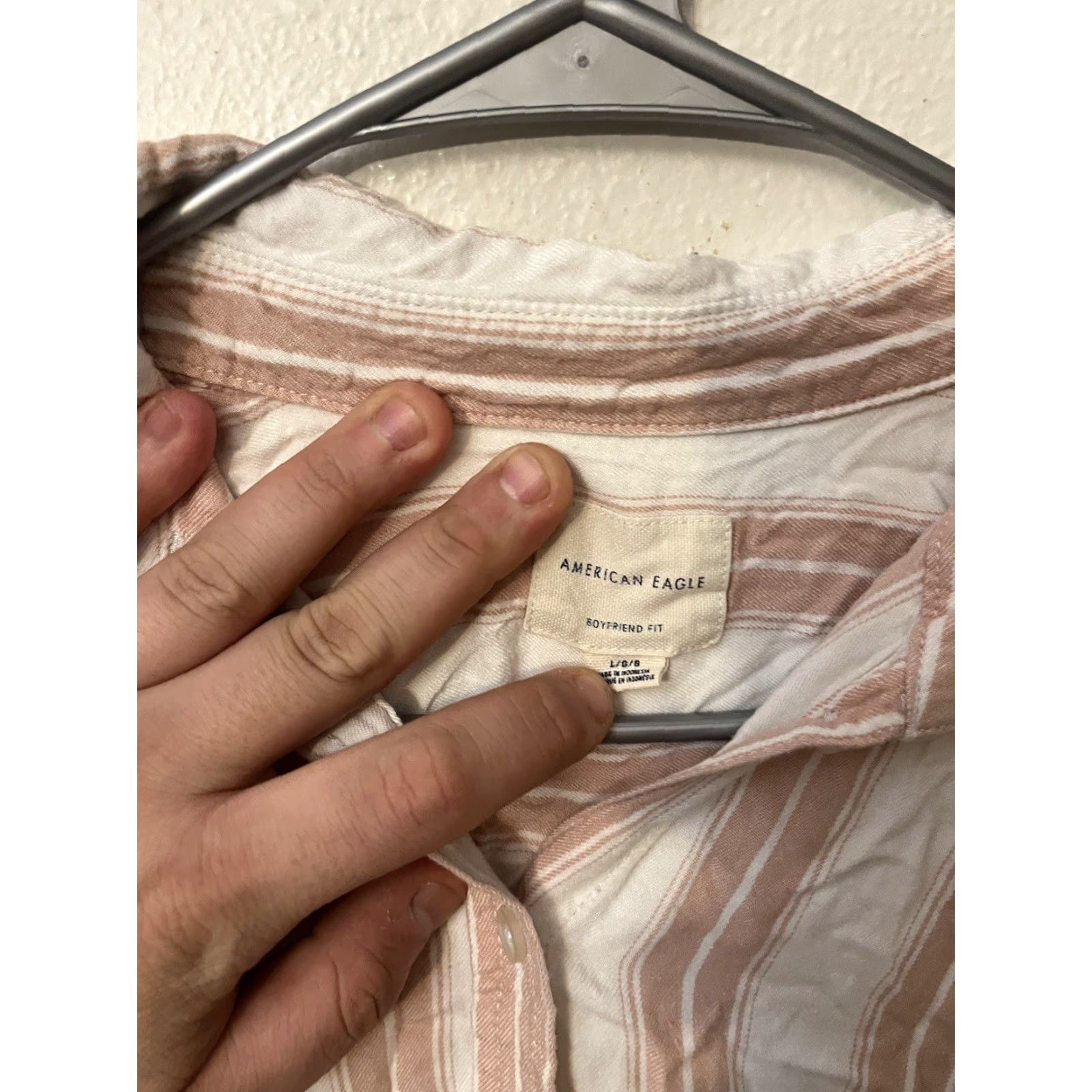 American Eagle Outfitters American Eagle Outfitters Women’s Large Boyfriend Fit Pink White Striped Shirt Top Buttons Size L / US 10 / IT 46 - 2 Thumbnail