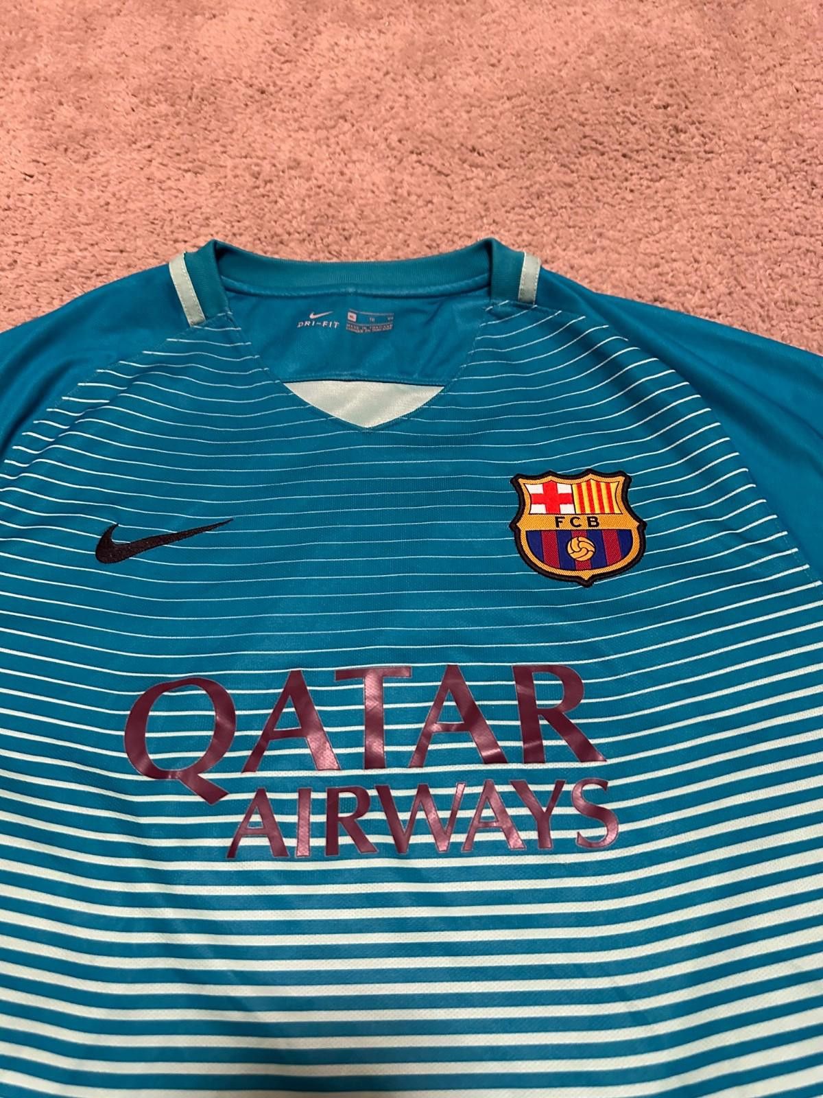 Nike Nike Fc Barcelona 2016/17 3rd Football Shirt Soccer Jersey Size US XL / EU 56 / 4 - 4 Thumbnail