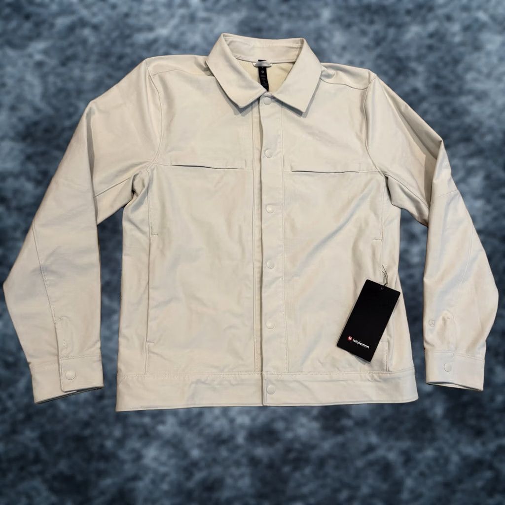 Lululemon Lululemon City Excursion Jacket Mens M Ivory Windbreaker Snap Button Collared Pockets NWT Size US M / EU 48-50 / 2 - 1 Thumbnail
