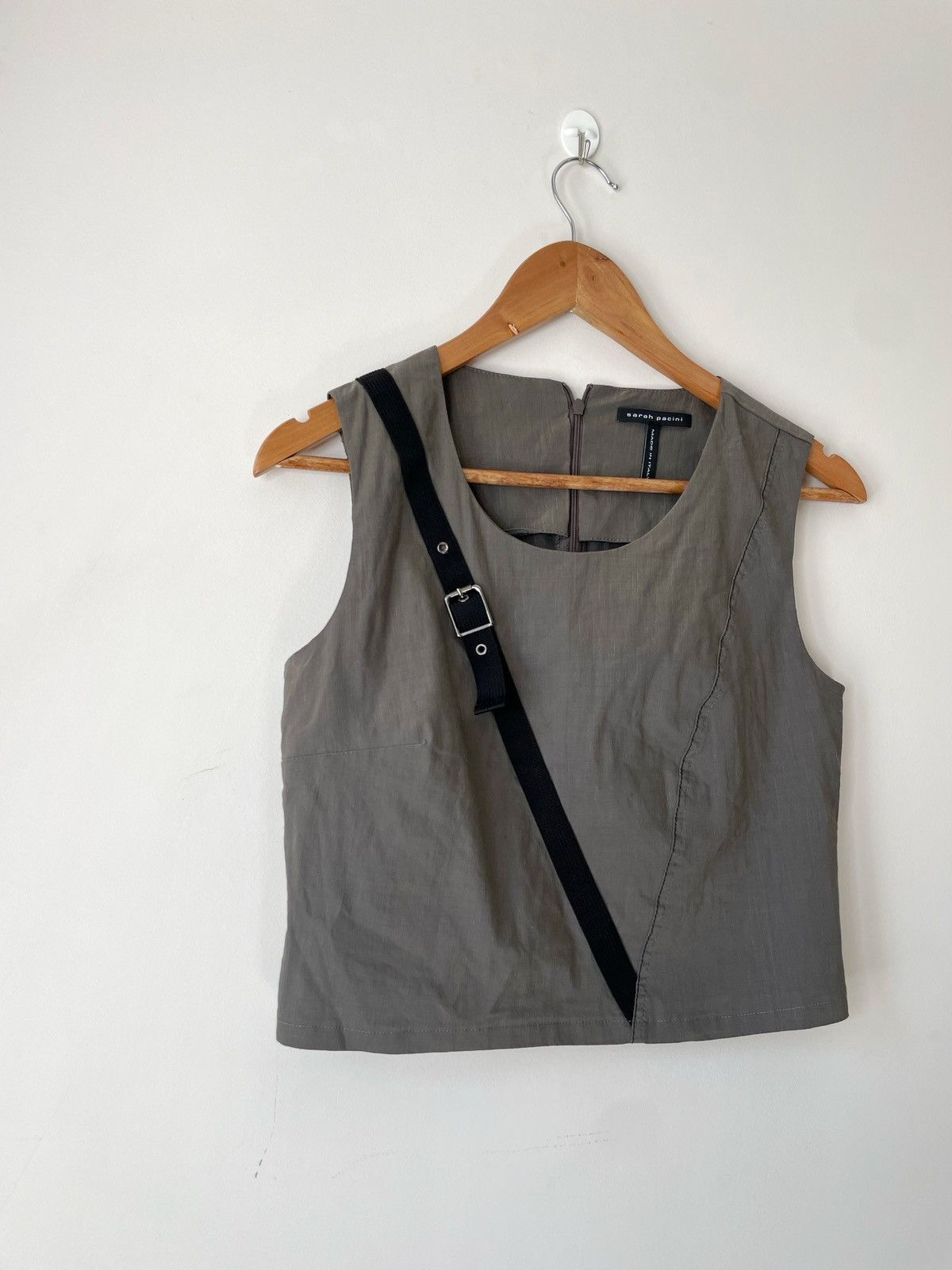 Sarah Pacini Sarah Pacini Vest Top With A Black Buckle Avant Garde Size 1 Size S / US 4 / IT 40 - 3 Thumbnail