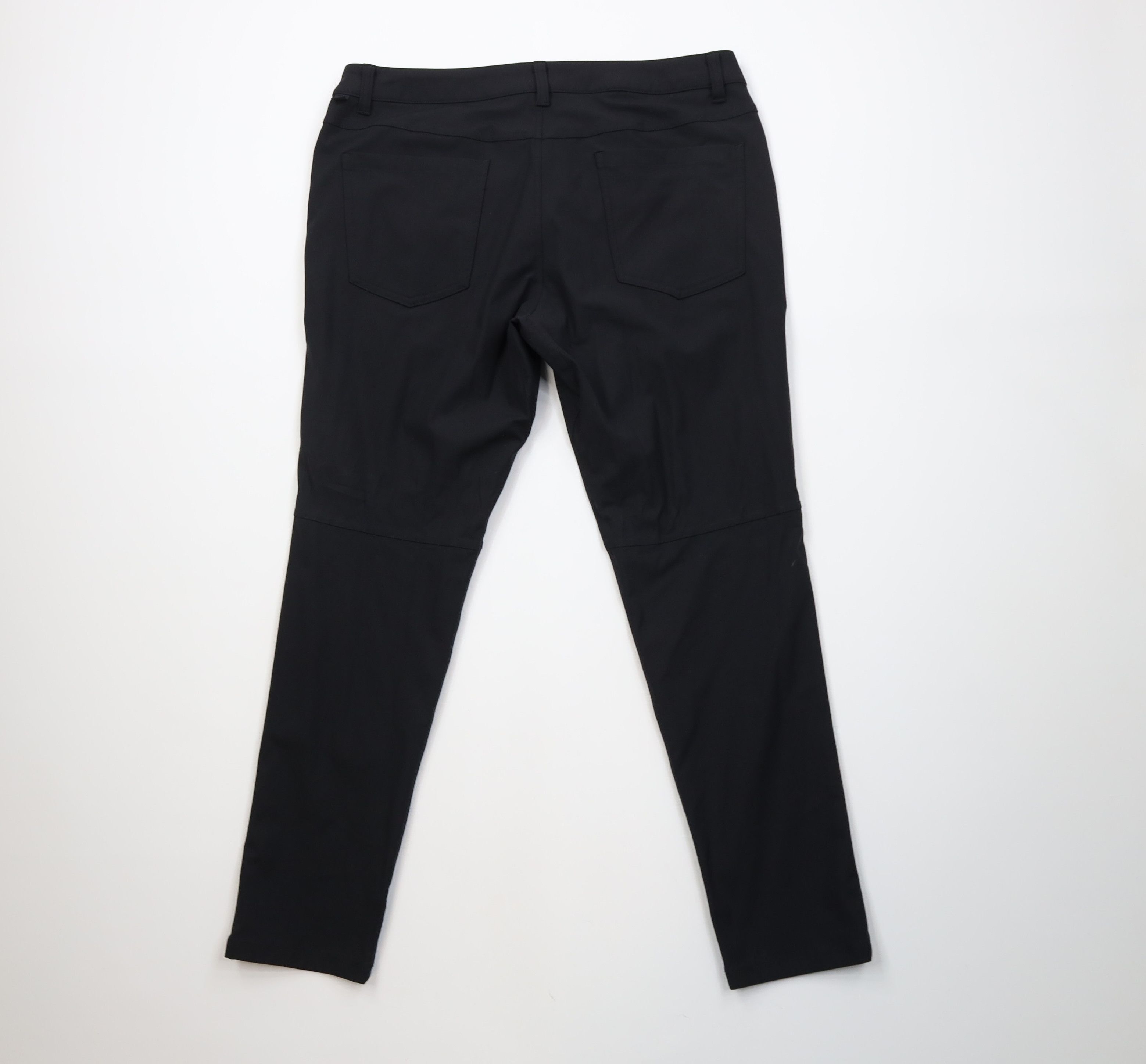 Lululemon Lululemon Straight Leg ABC Chino Pants Trousers Black Size US 34 / EU 50 - 8 Thumbnail