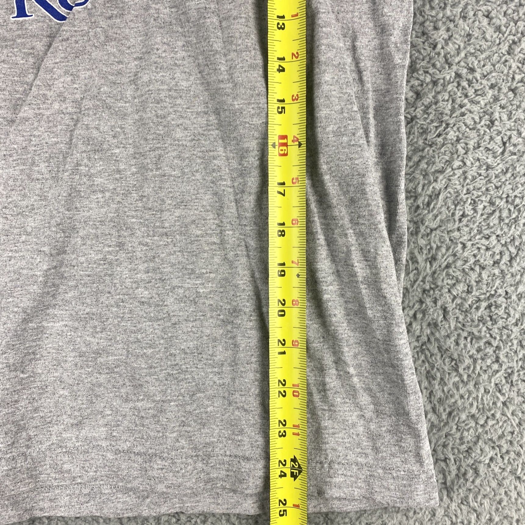 Adidas ADIDAS Kansas Jayhawks T-Shirt Mens Size S Gray Logo Size US S / EU 44-46 / 1 - 6 Thumbnail
