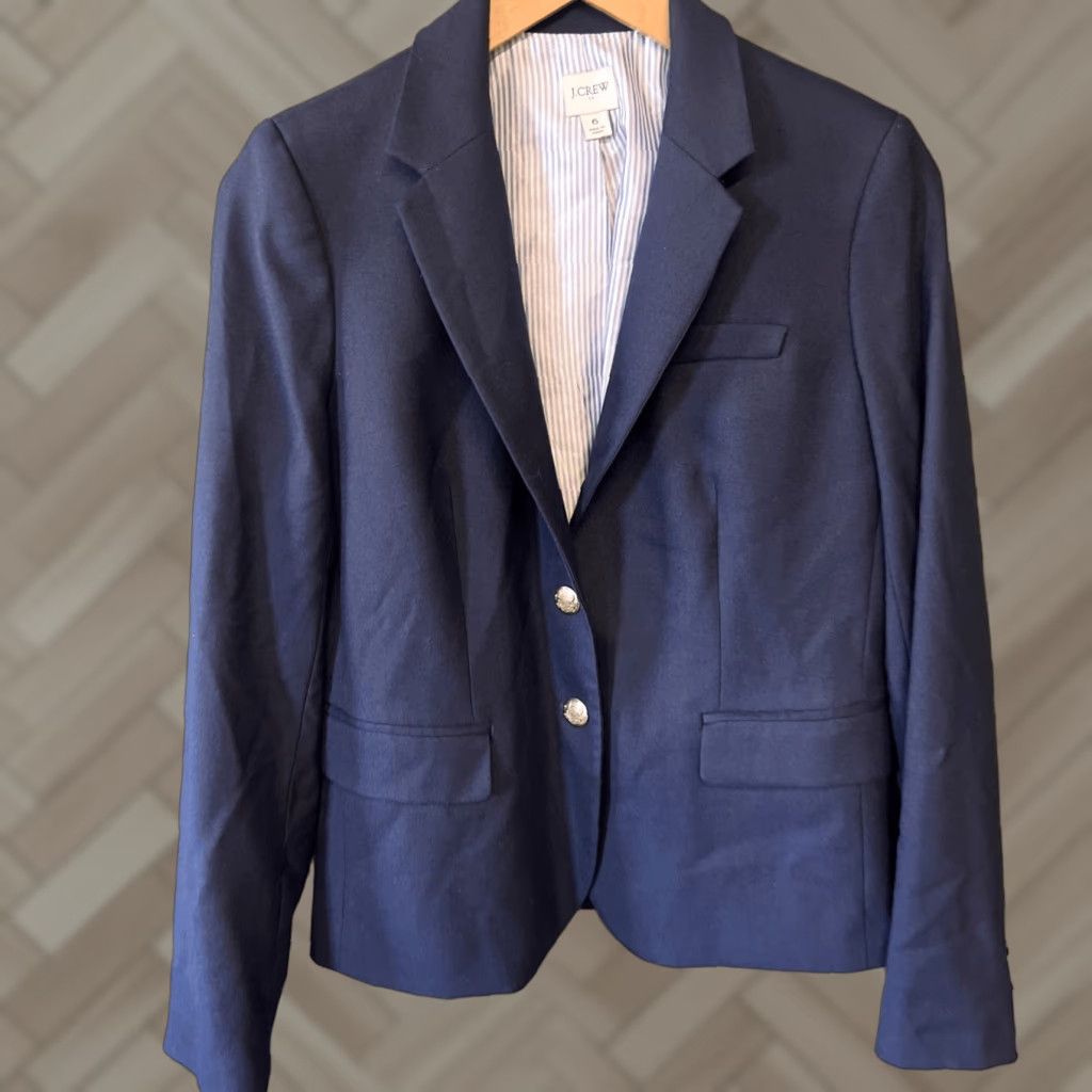 J.Crew J.CREW Blazer Womens 6 Wool Solid Navy Nautical Notch Lapel Classic 2-Button Jacket Blazer Women Size 6 Blue Size M / US 6-8 / IT 42-44 - 1 Thumbnail