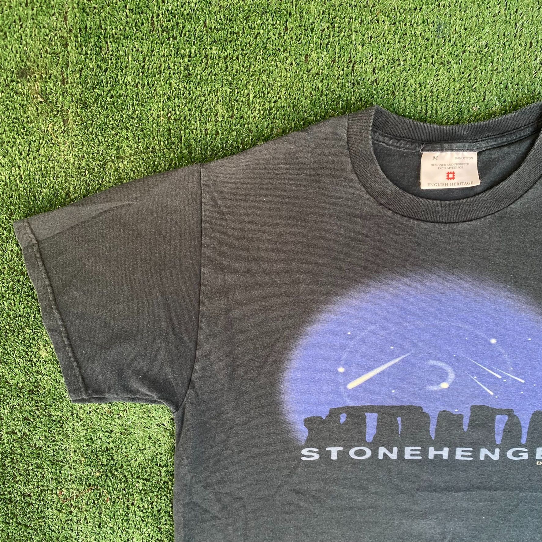 Vintage Vintage Y2K Stonehenge Shirt Grunge English Monument Tee Size US M / EU 48-50 / 2 - 2 Thumbnail