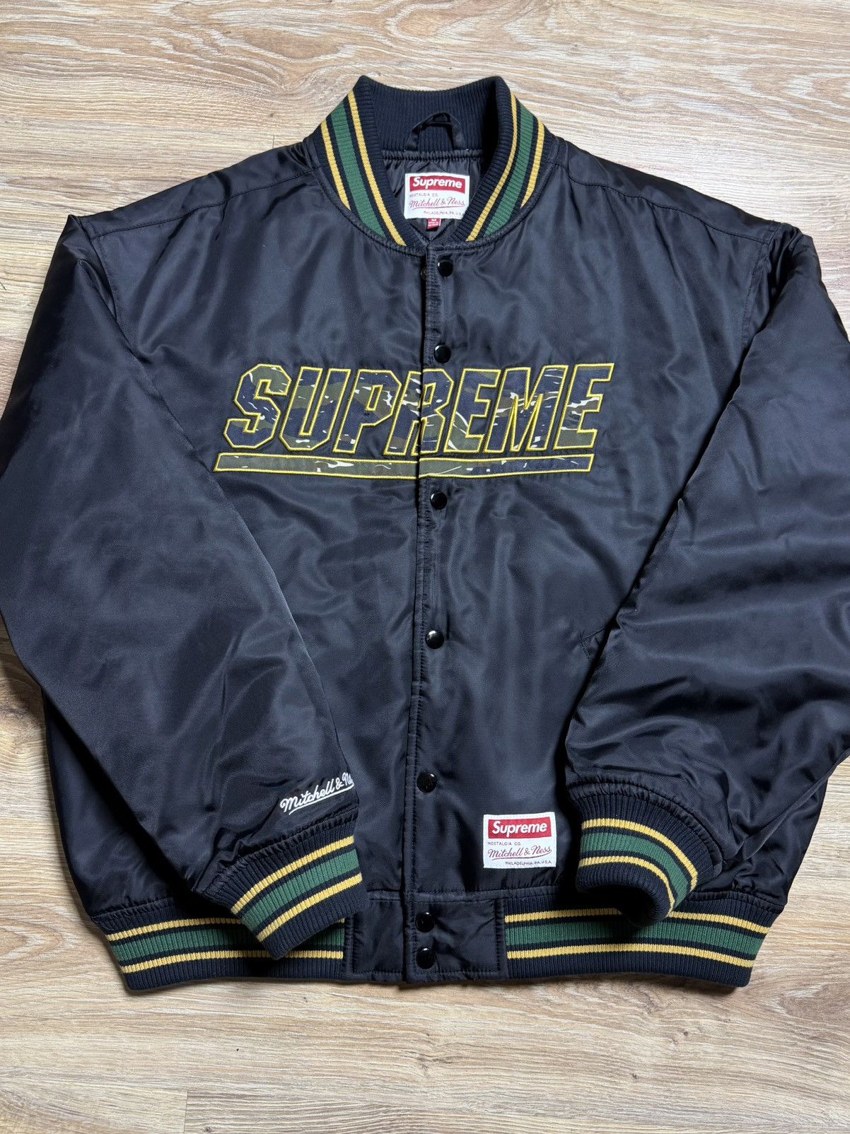 Supreme Supreme x Mitchell & Ness® Size US M / EU 48-50 / 2 - 5 Thumbnail