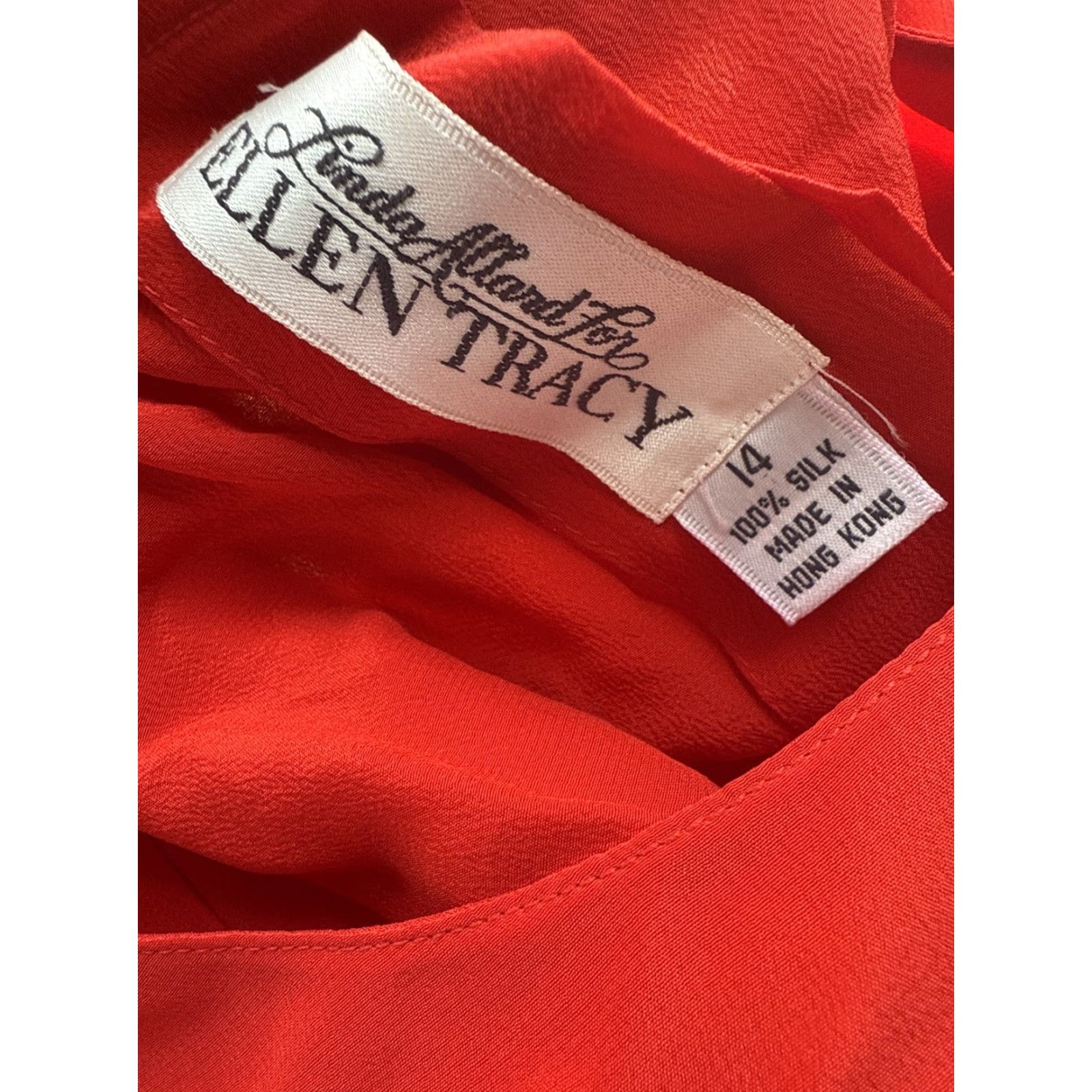 Ellen Tracy VINTAGE Linda Allard Ellen Tracy Silk Shirt Womens 14 Short Sleeve Button Up Red Casual Ships Dry Clean Only Size XL / US 12-14 / IT 48-50 - 2 Thumbnail