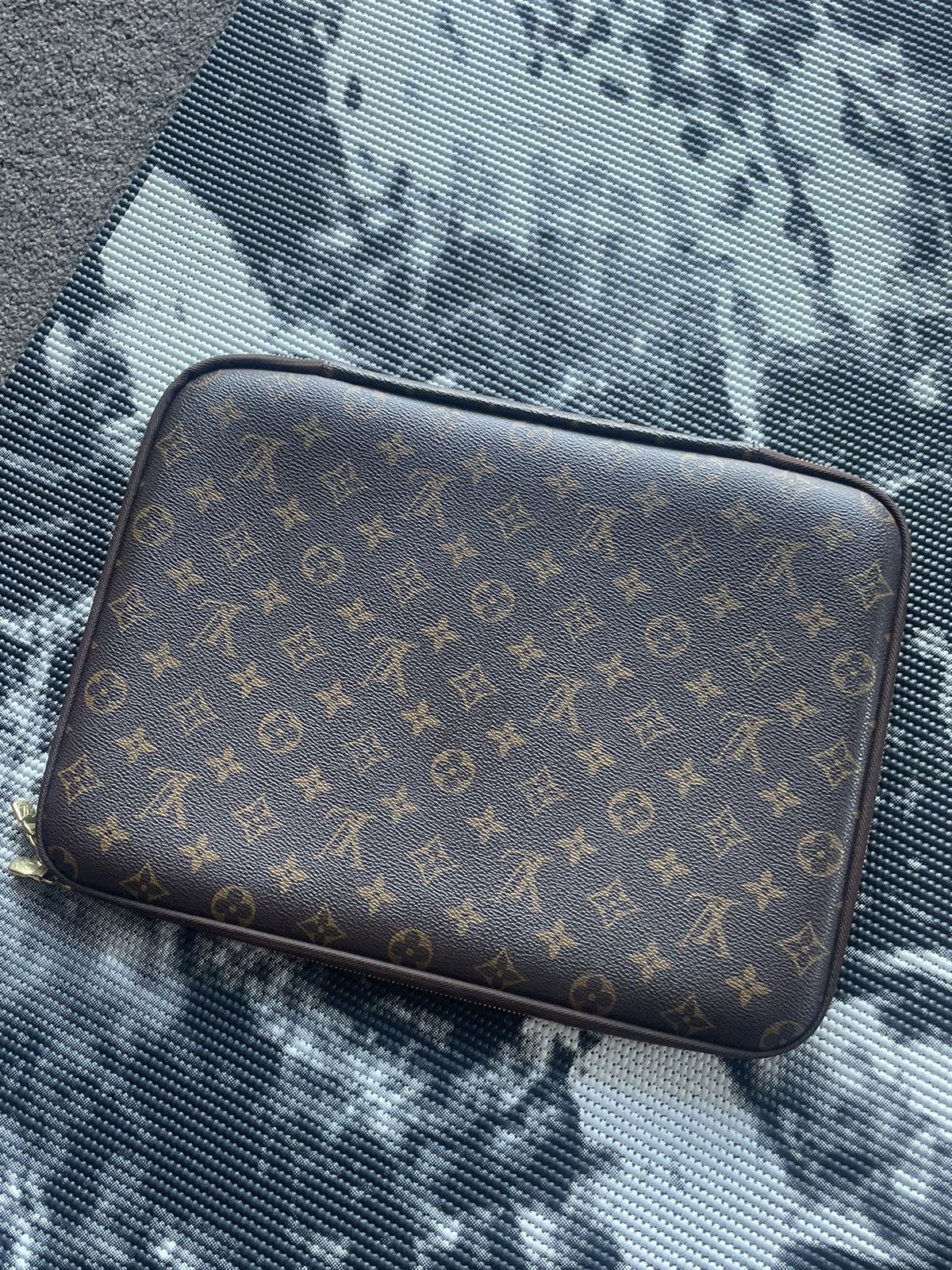 Louis Vuitton LV laptop monogram case Size ONE SIZE - 2 Thumbnail