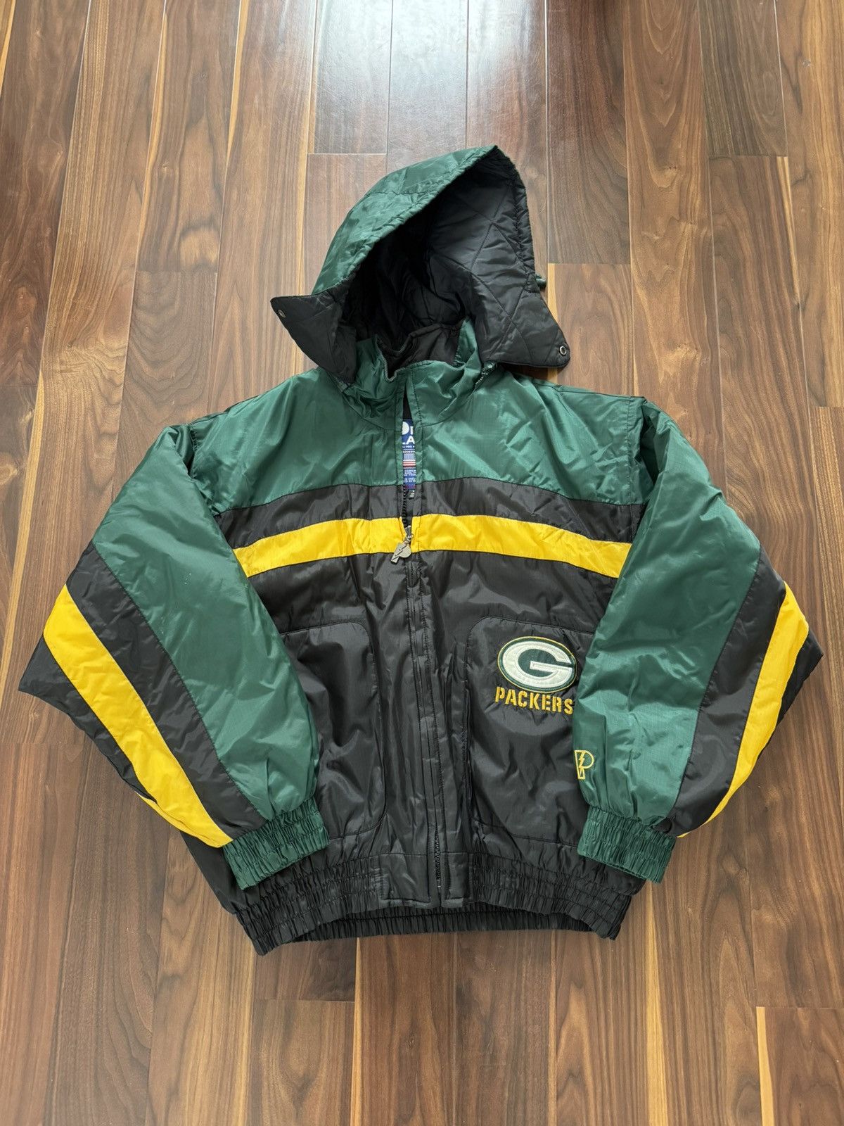 Pro Player Vintage 90s Pro Player Green Bay Packers Puffer Jacket XL Size US XL / EU 56 / 4 - 1 Thumbnail