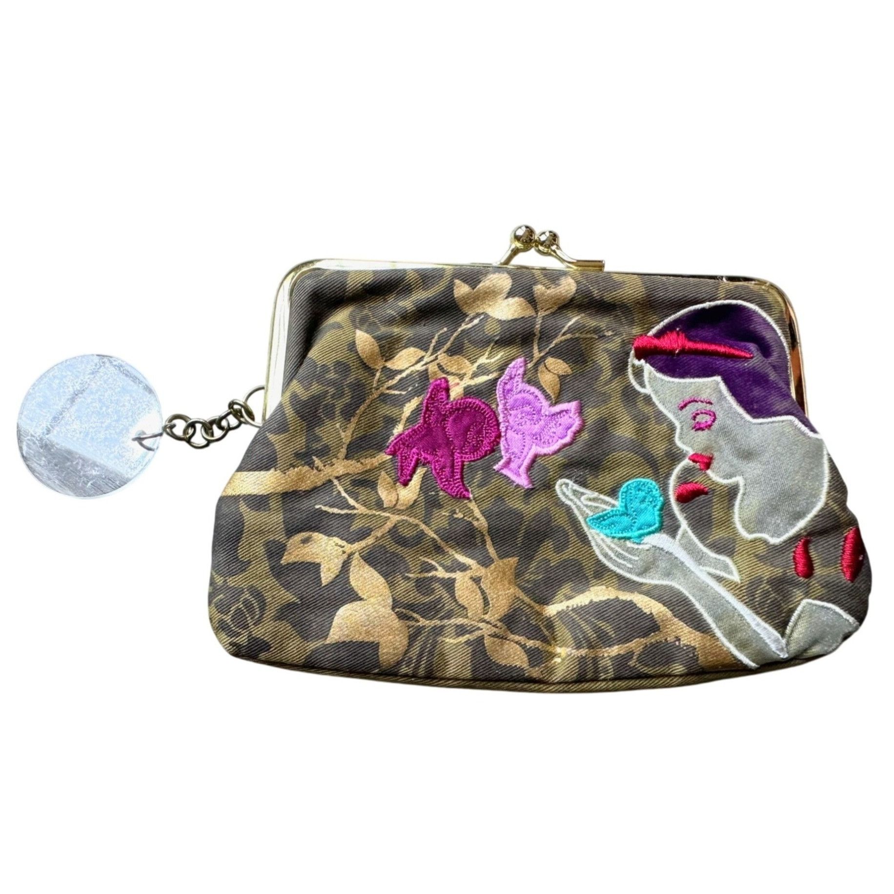 Disney Disney Couture Snow White Kisslock Coin Pouch / Change Purs Size ONE SIZE - 1 Thumbnail