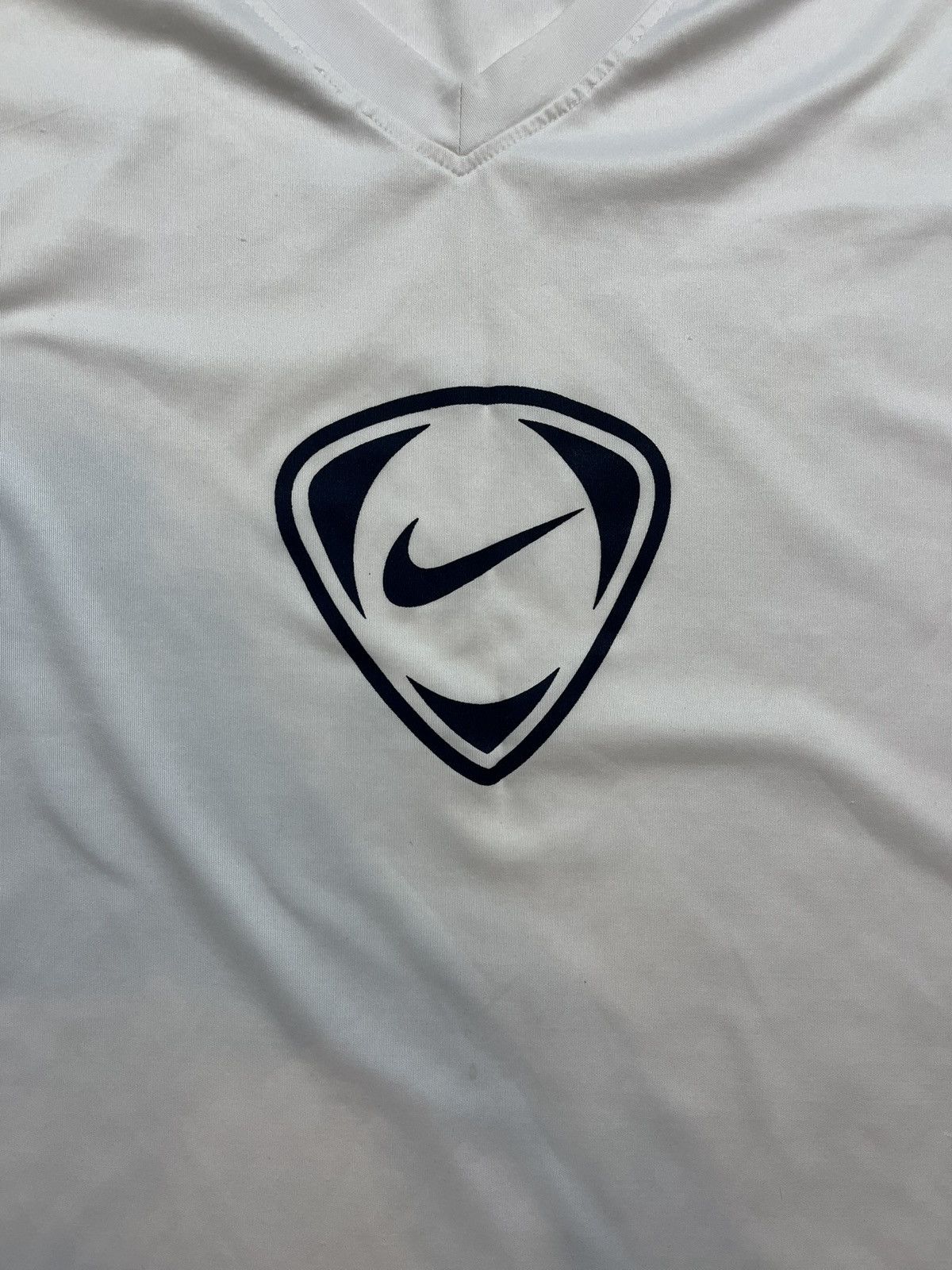 Nike × Vintage 90s Nike Big Central Swoosh Vintage Y2K Oversized T-Shirt Size US L / EU 52-54 / 3 - 2 Thumbnail