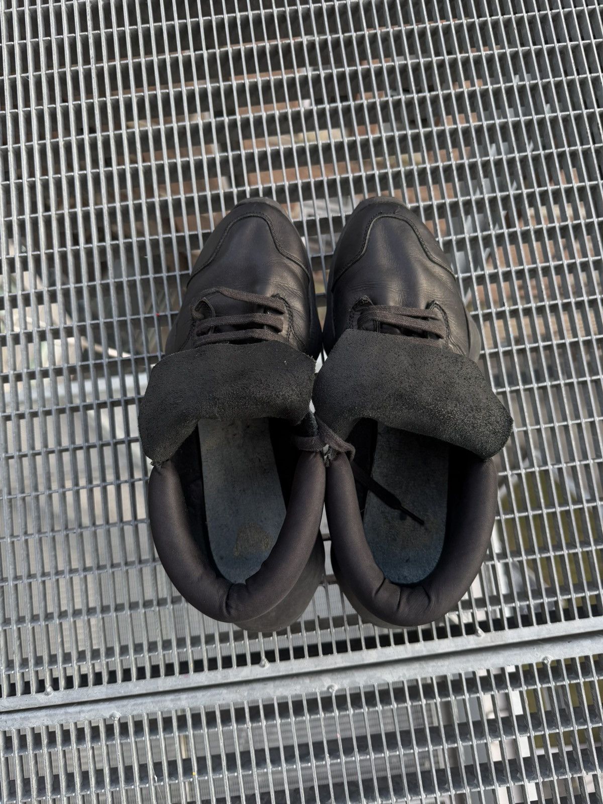 Adidas × Rick Owens Rick Owens x Adidas Runner Leather Sneakers Size US 10 / EU 43 - 6 Thumbnail