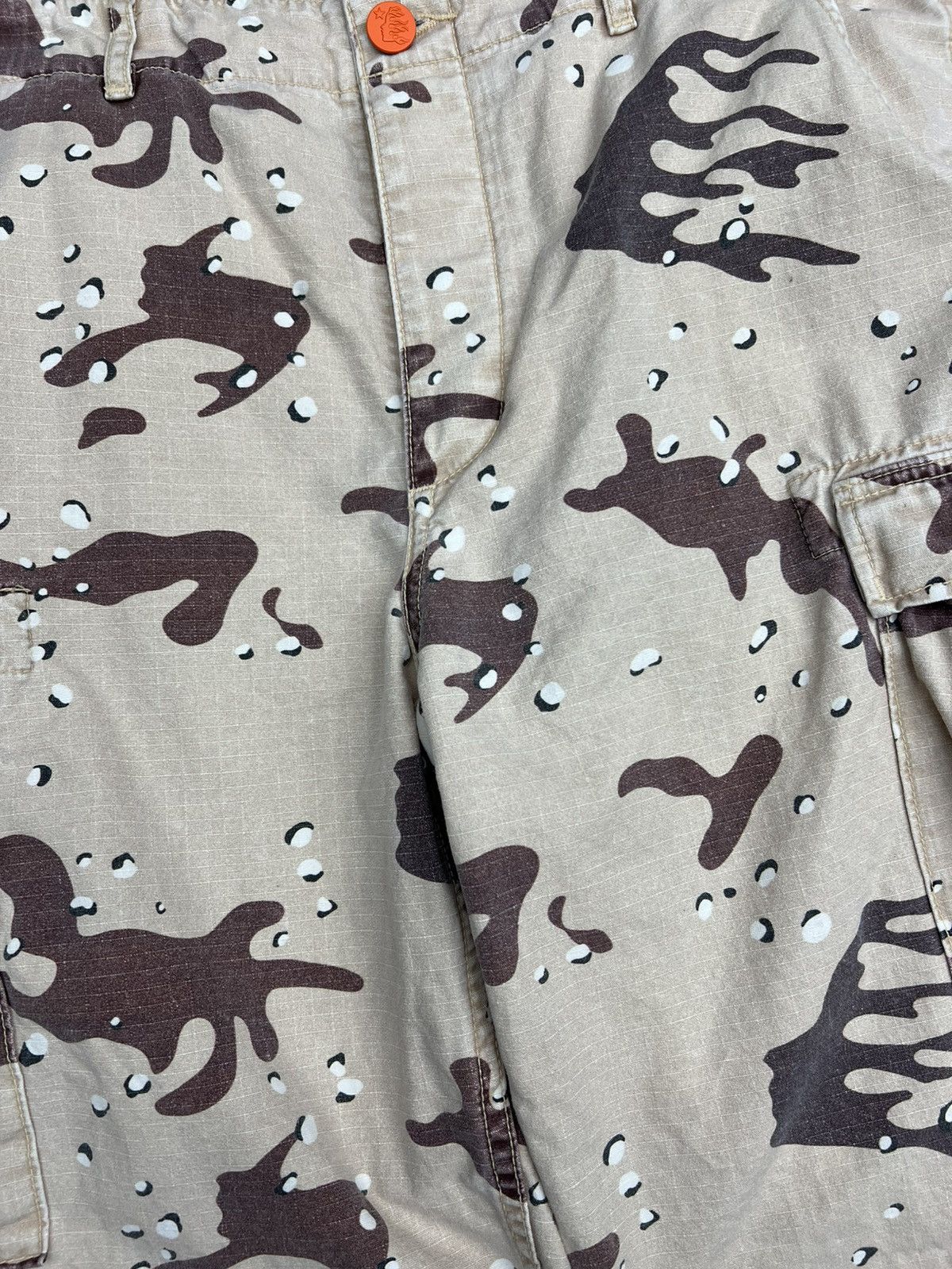 HELLSTAR Hellstar Desert Camo Cargo Shorts Size US 32 / EU 48 - 2 Thumbnail