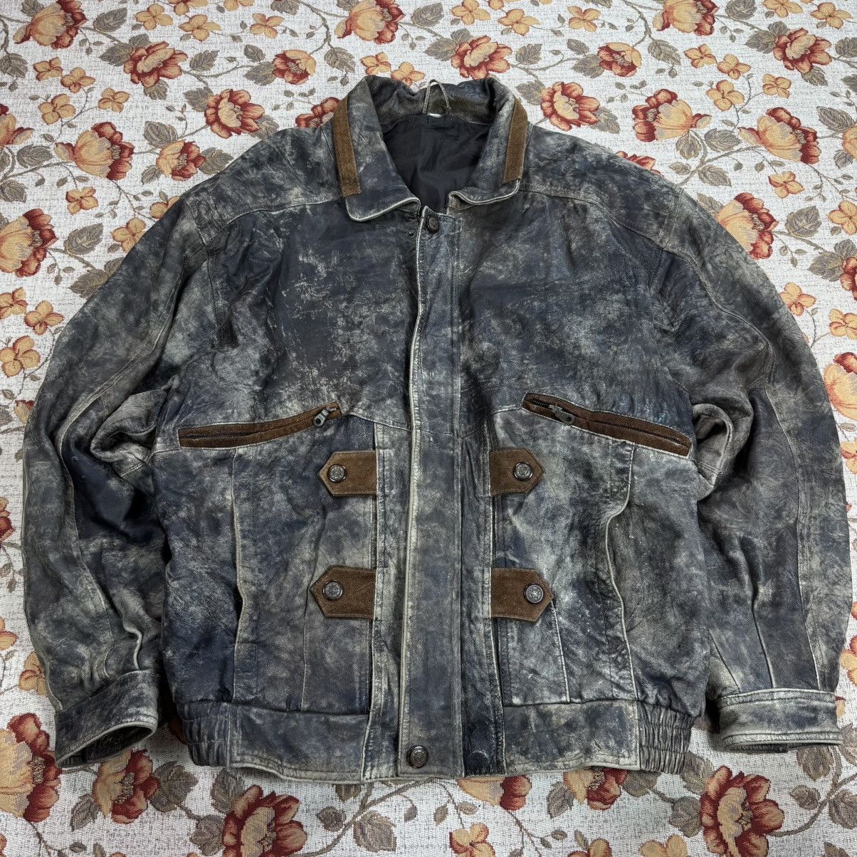 Vintage Vintage Washed Brown Leather Jacket Distressed 90s boxy fit Size US XL / EU 56 / 4 - 5 Thumbnail
