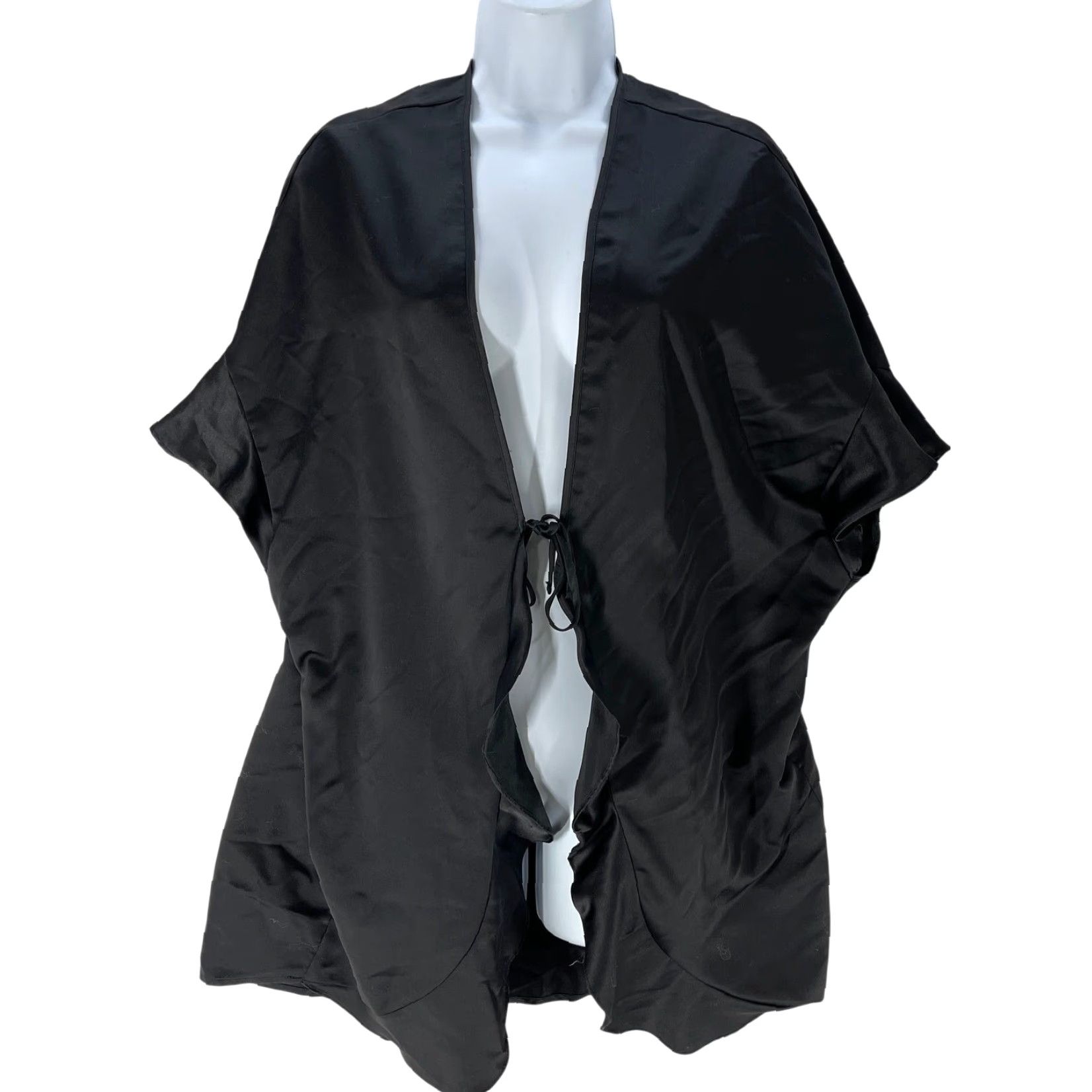 Victoria's Secret Victorias Secret Robe Black Short Sleeve ONE SIZE Love Graphic on Back Womens Size 42" / US 20 - 2 Thumbnail