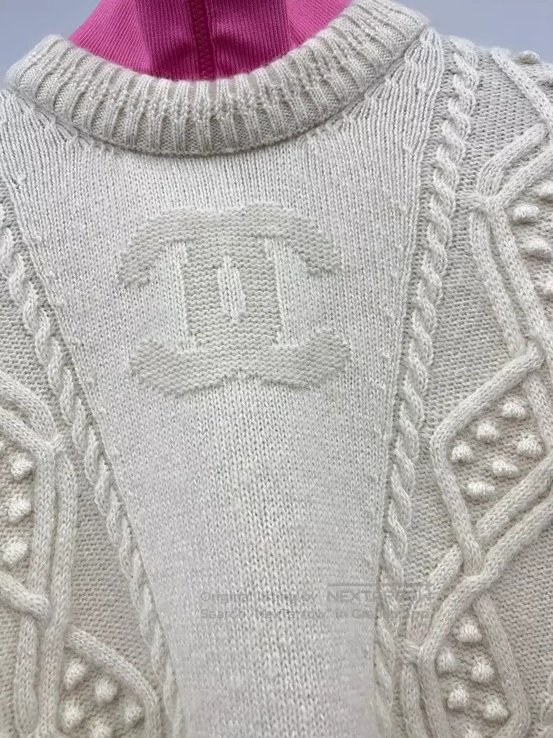 Chanel Chanel Ski series fake two-piece white sweater Size XS / US 0-2 / IT 36-38 - 2 Thumbnail