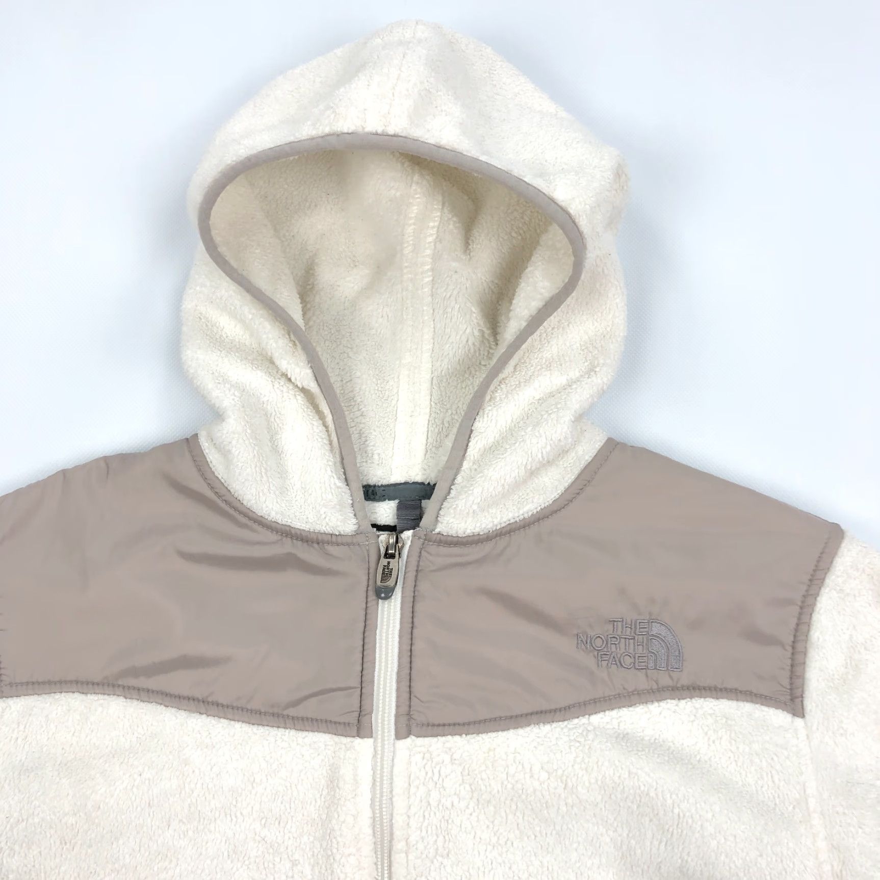 The North Face VINTAGE The North Face Fleece Jacket Womens L White Hooded Oso TNF Size L / US 10 / IT 46 - 2 Thumbnail