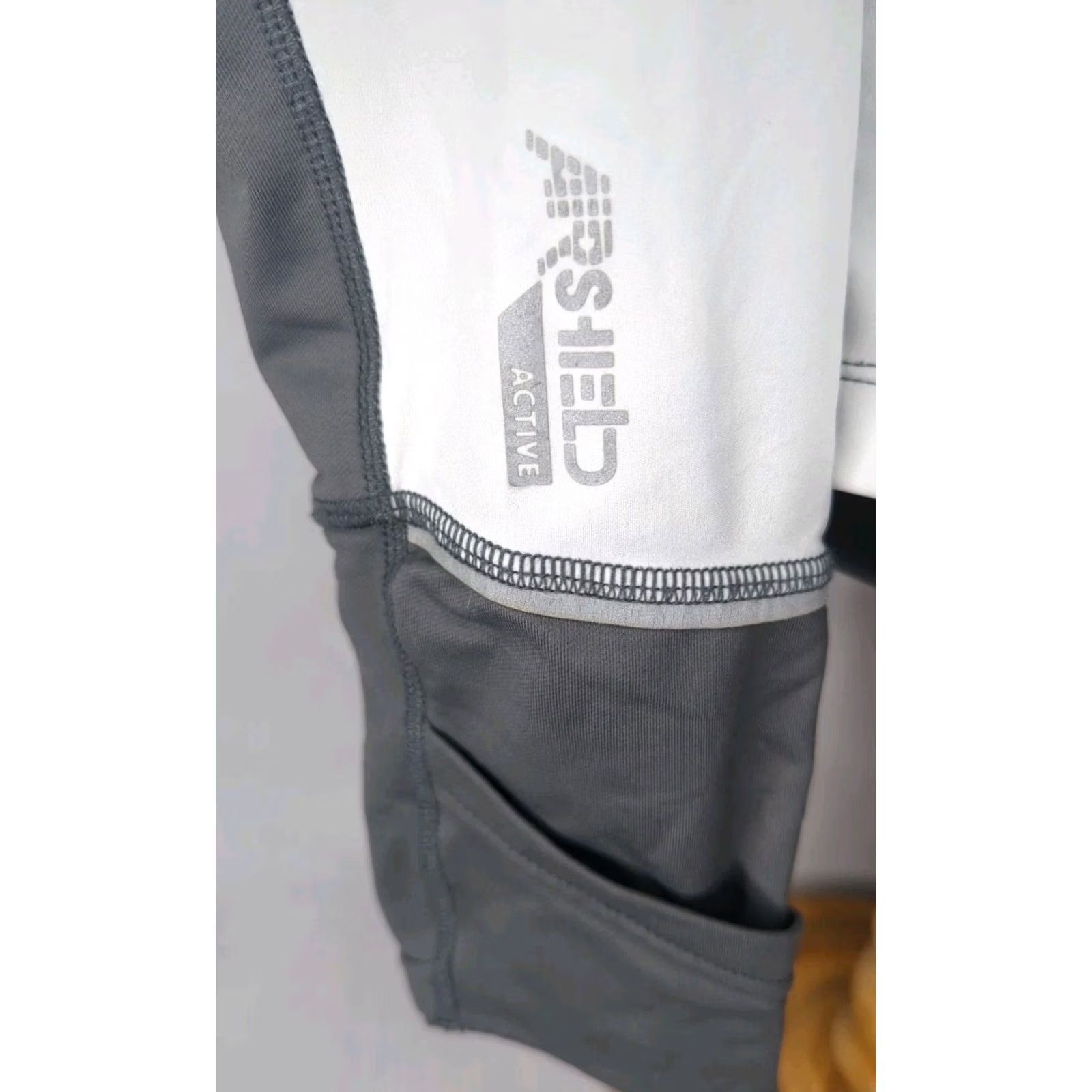 Mountain Hardwear Mountain Hardwear Jacket Mens L Gray Effusion Power Airshield Running Rain Hiking Size US L / EU 52-54 / 3 - 5 Thumbnail