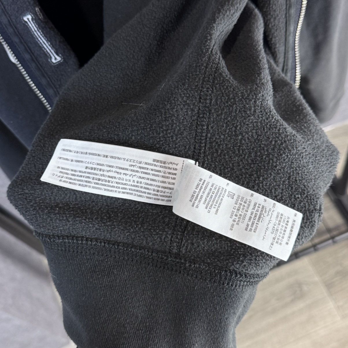 Abercrombie & Fitch Abercrombie & Fitch faux fur zip hoodie logo japanese y2k Size US M / EU 48-50 / 2 - 7 Thumbnail