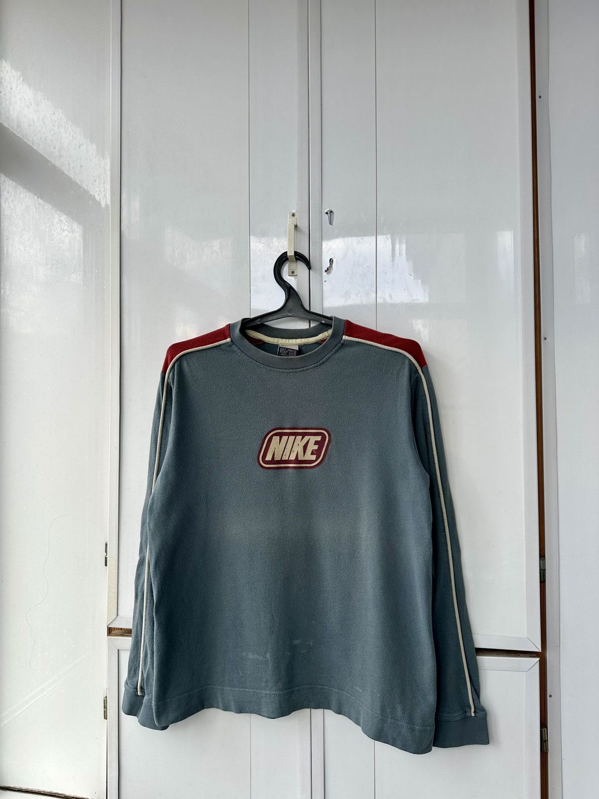 Nike Vintage Nike Sweatshirt Big Logo Y2K Centre Size US M / EU 48-50 / 2 - 2 Thumbnail