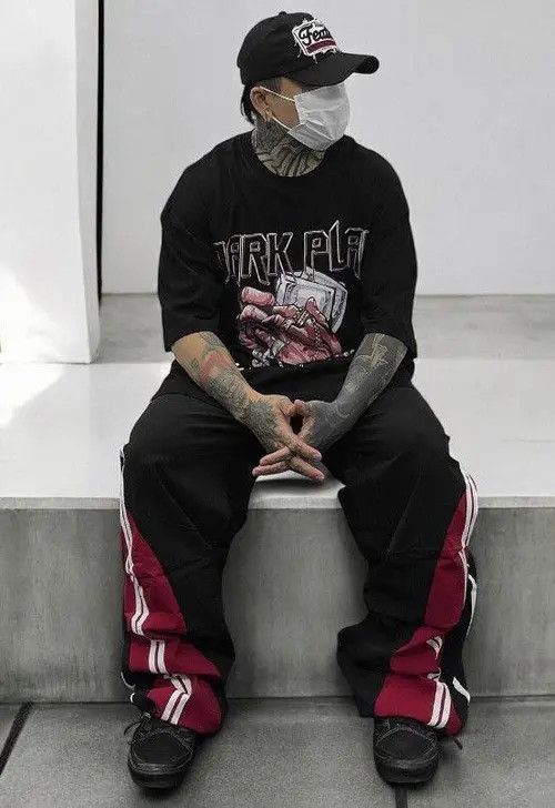 VIBE Dark Plan Graphic Black T Shirt Size US L / EU 52-54 / 3 - 5 Thumbnail