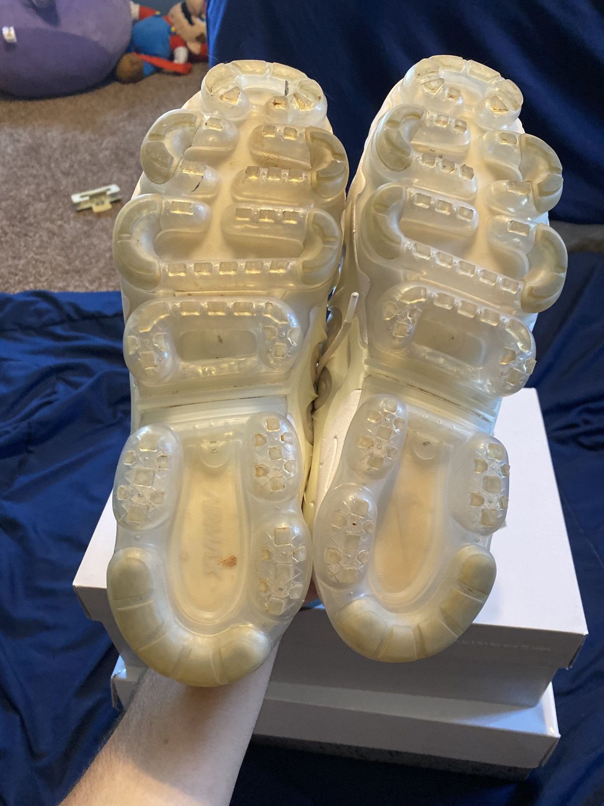 Nike Nike Vapormax Plus White Size US 9.5 / EU 42-43 - 3 Thumbnail