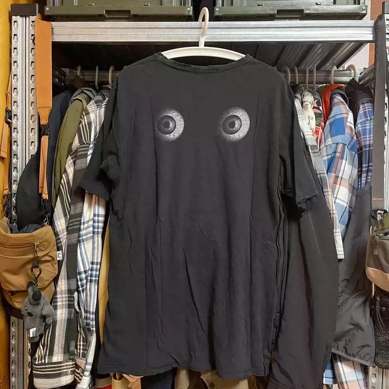 Undercover undercover but beautiful BBII but the monster eye Tee Size US M / EU 48-50 / 2 - 8 Thumbnail