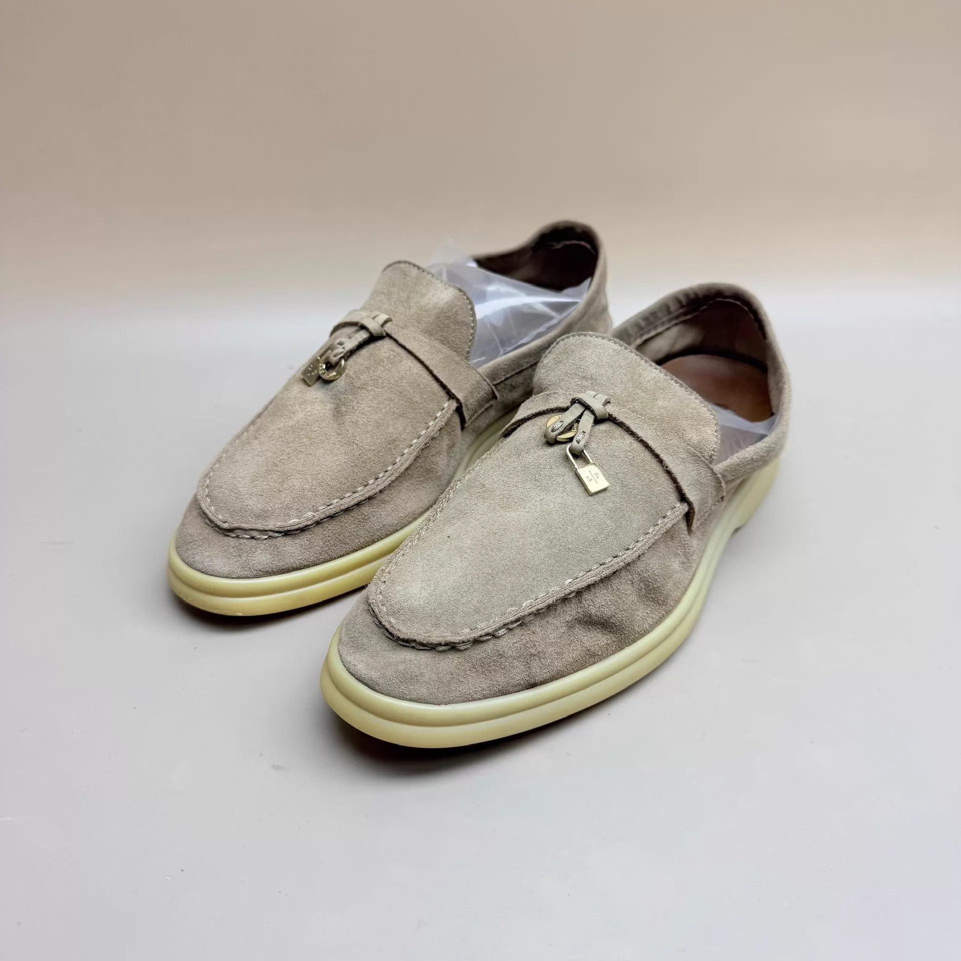Loro Piana Loro Piana Summer Walk Cream Pendant Mule 37 95 new Size US 6.5 / IT 36.5 - 1 Thumbnail