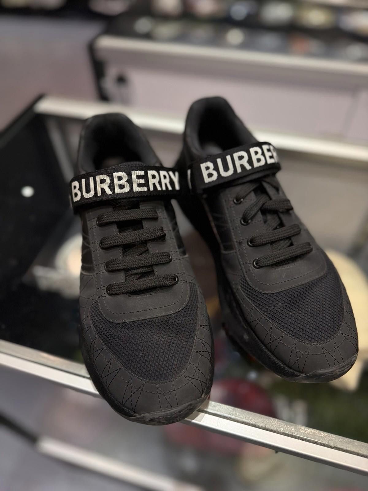 Burberry Burberry Ronnie Sneaker | Size 11US/44EU Black Size US 11 / EU 44 - 11 Thumbnail