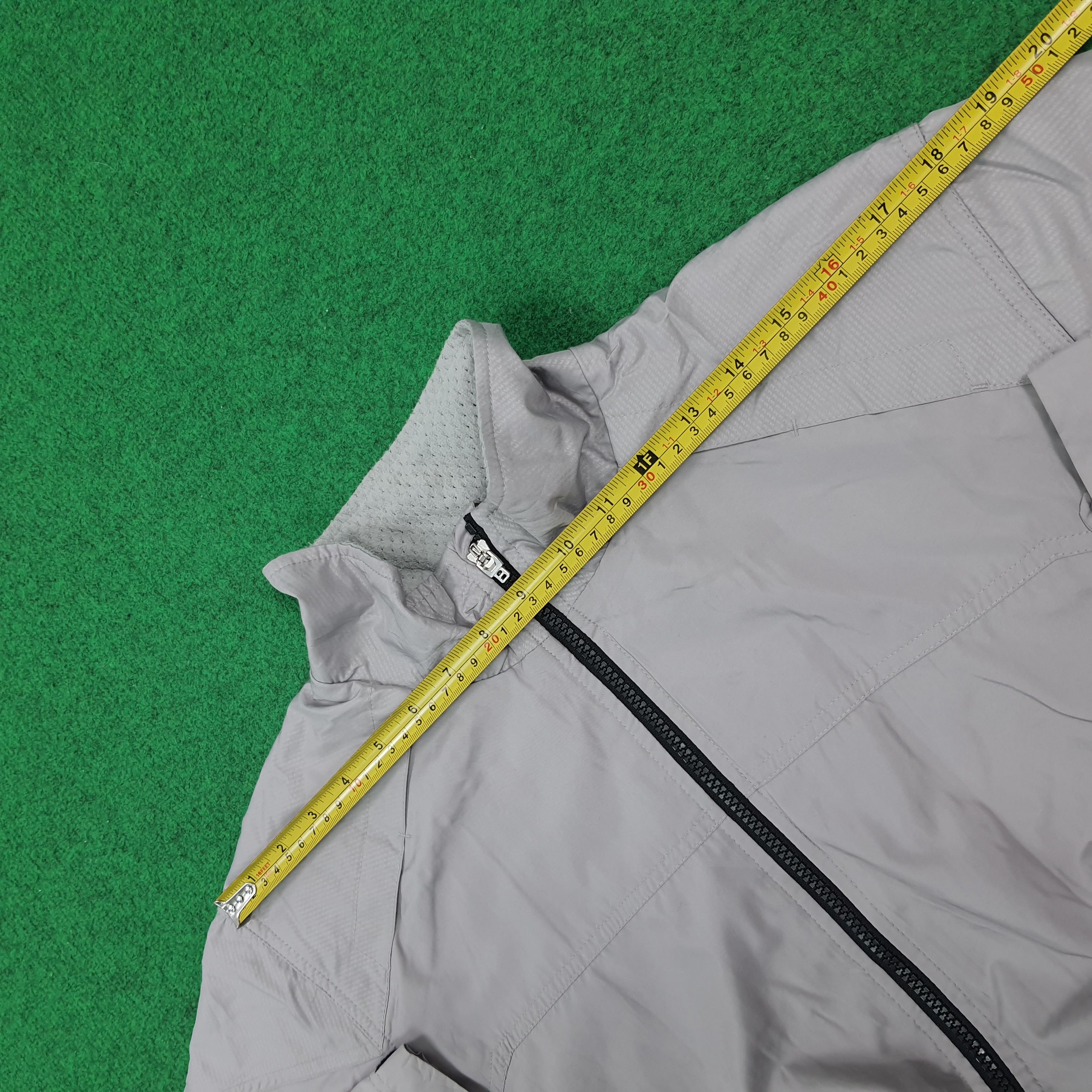 Nike Vintage Nike Training Zipper Outerwear Jacket C309N8 Size US L / EU 52-54 / 3 - 9 Thumbnail