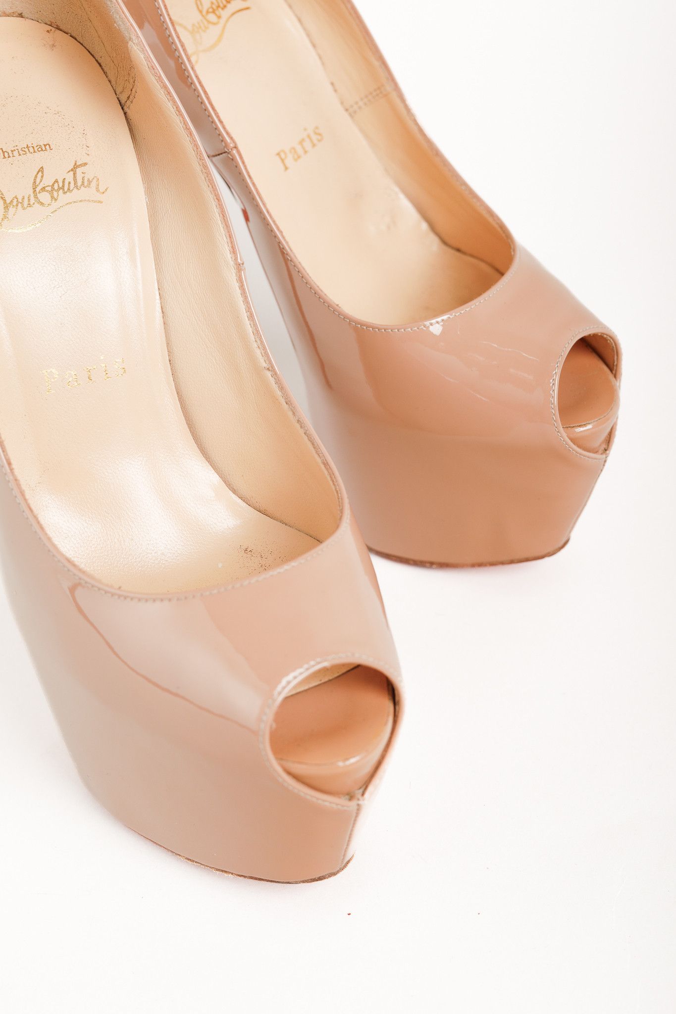 Christian Louboutin Christian Louboutin Patent Daffodile Peep Toe 160 Pumps Size US 5.5 / IT 35.5 - 6 Thumbnail