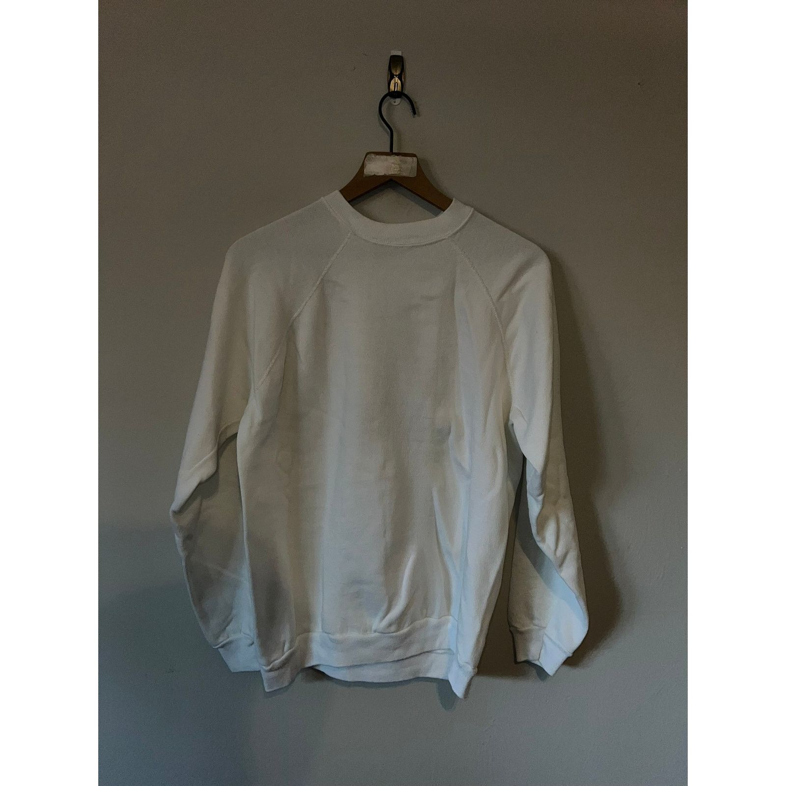 Tultex Vintage Christmas Sweatshirt Tultex Crewneck Reindeer 80s L Size US L / EU 52-54 / 3 - 10 Thumbnail
