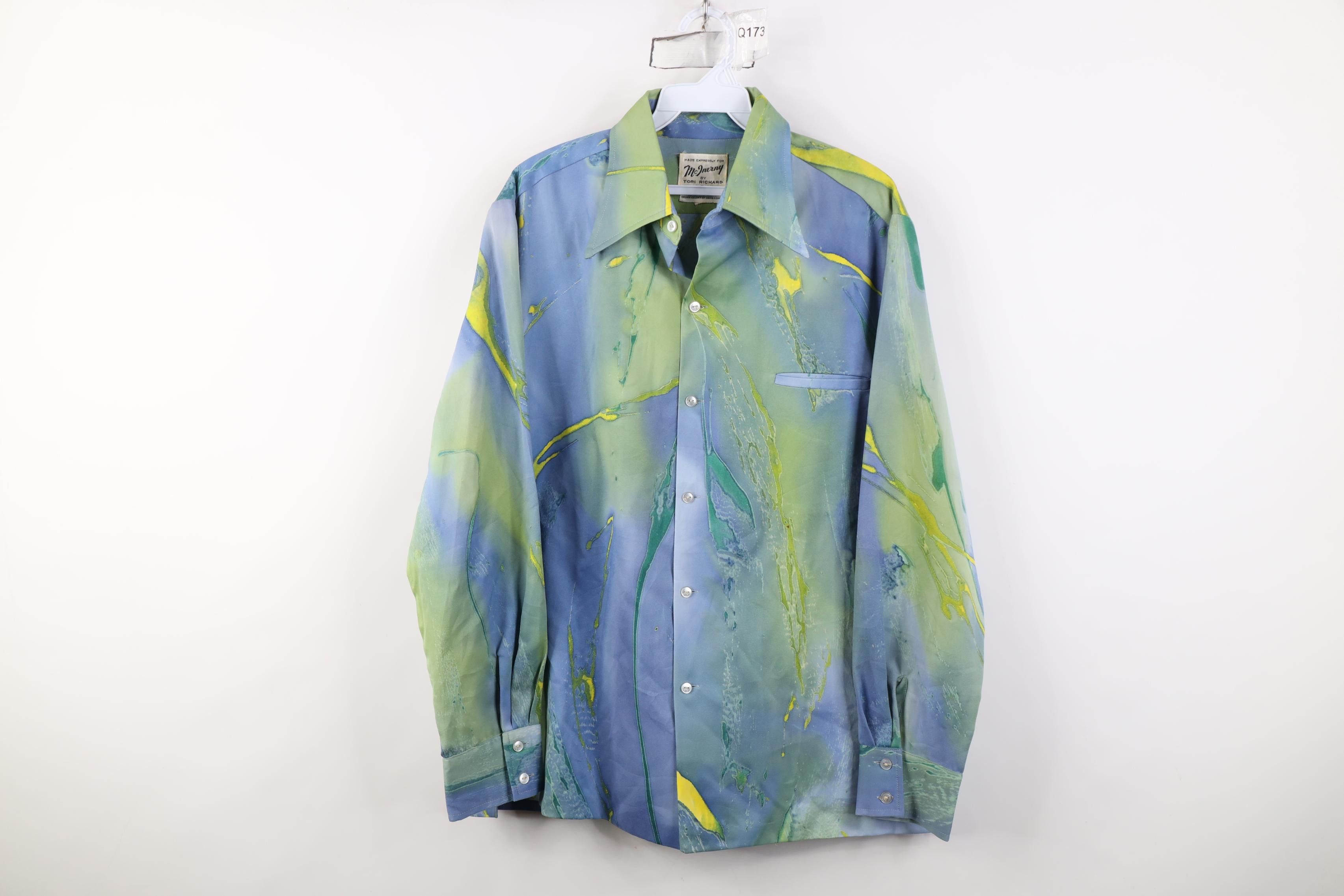 Vintage Vintage 70s Streetwear Dagger Collar Knit Button Shirt Size US L / EU 52-54 / 3 - 1 Thumbnail