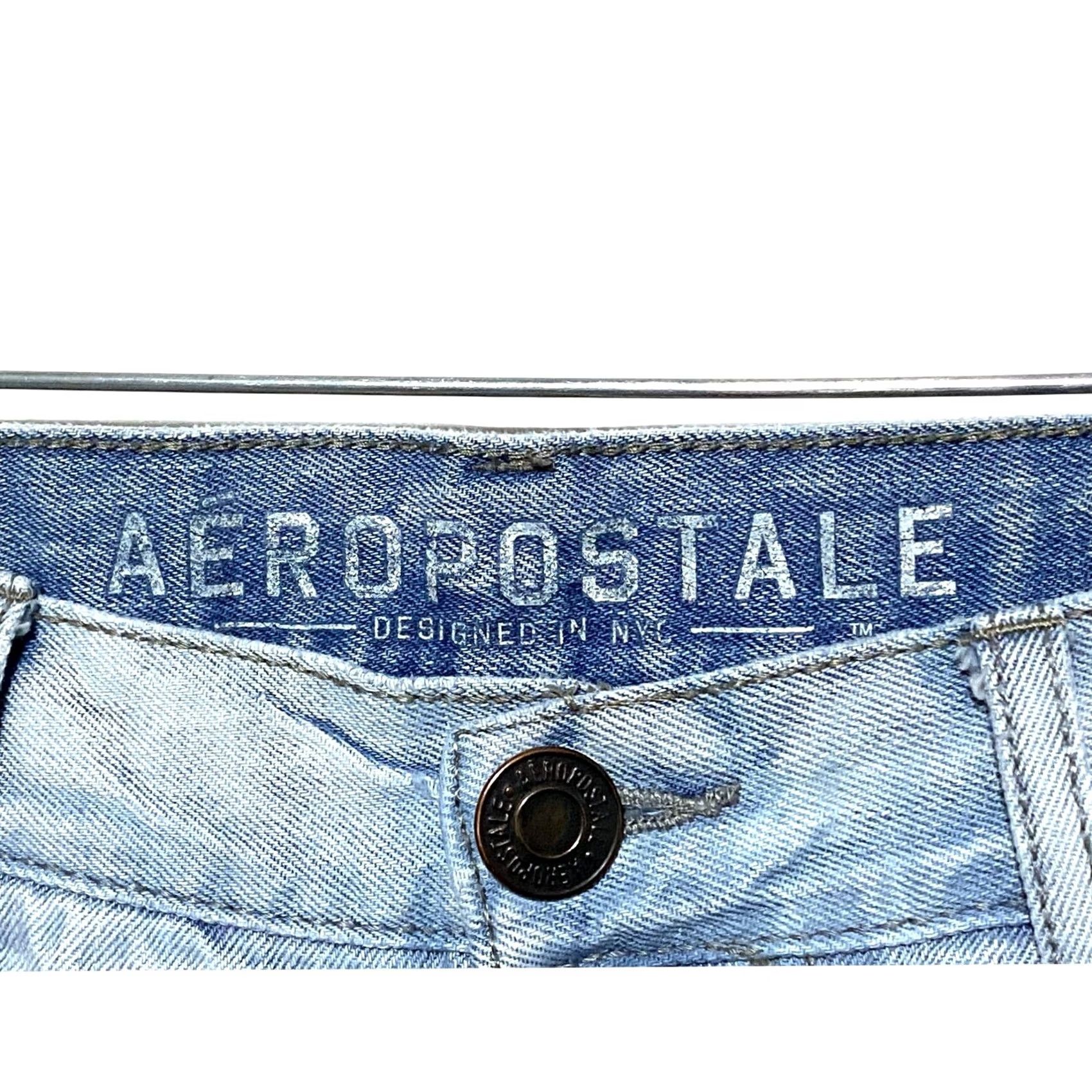 Aeropostale Aeropostale Jeans Slim Straight Leg Light Wash Distressed Mid Rise Mens 30x30 Size US 30 / EU 46 - 4 Thumbnail