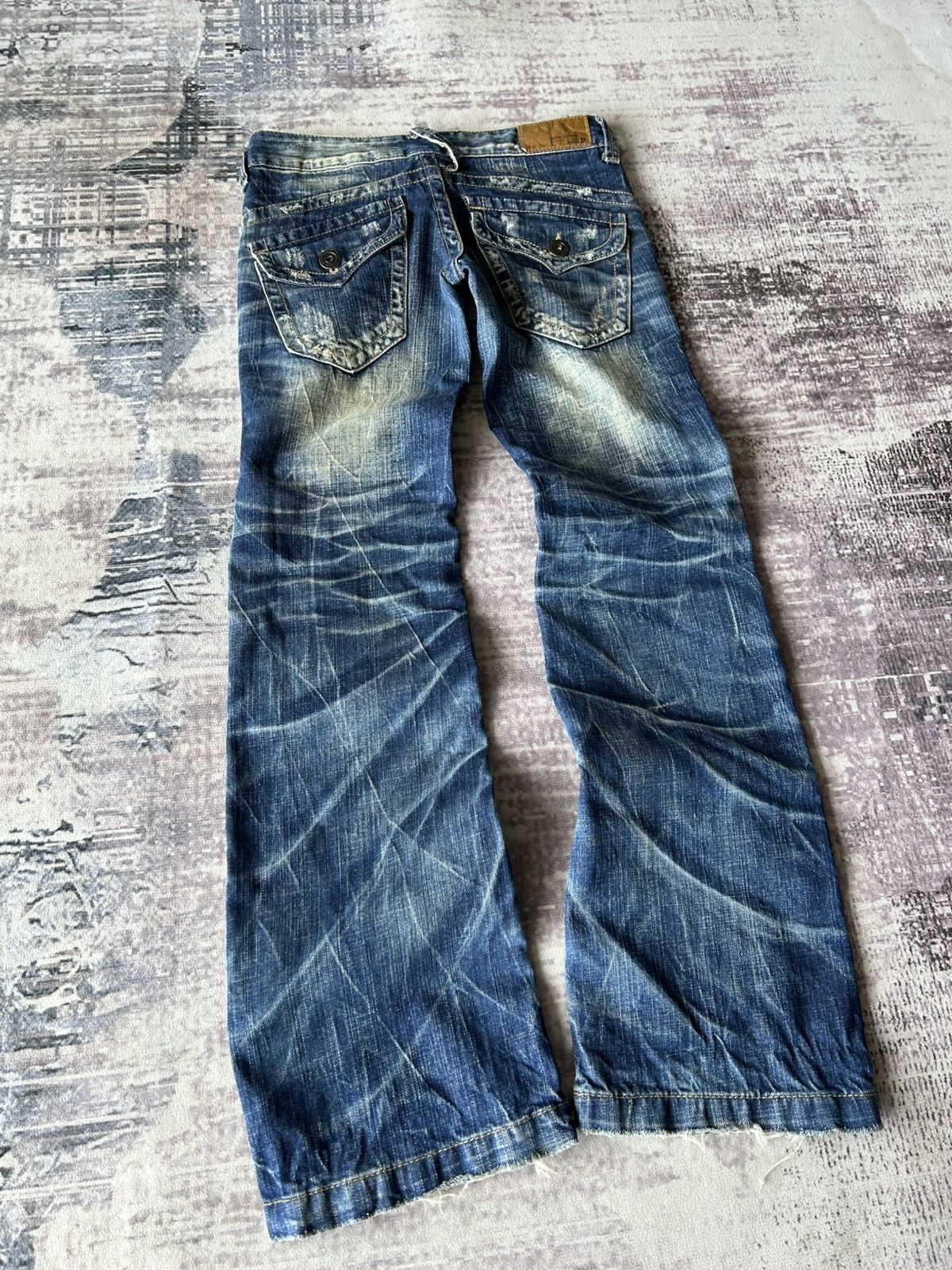 Japanese Brand Lolita Flared Mudwash Jeans Size 30" / US 8 / IT 44 - 3 Thumbnail