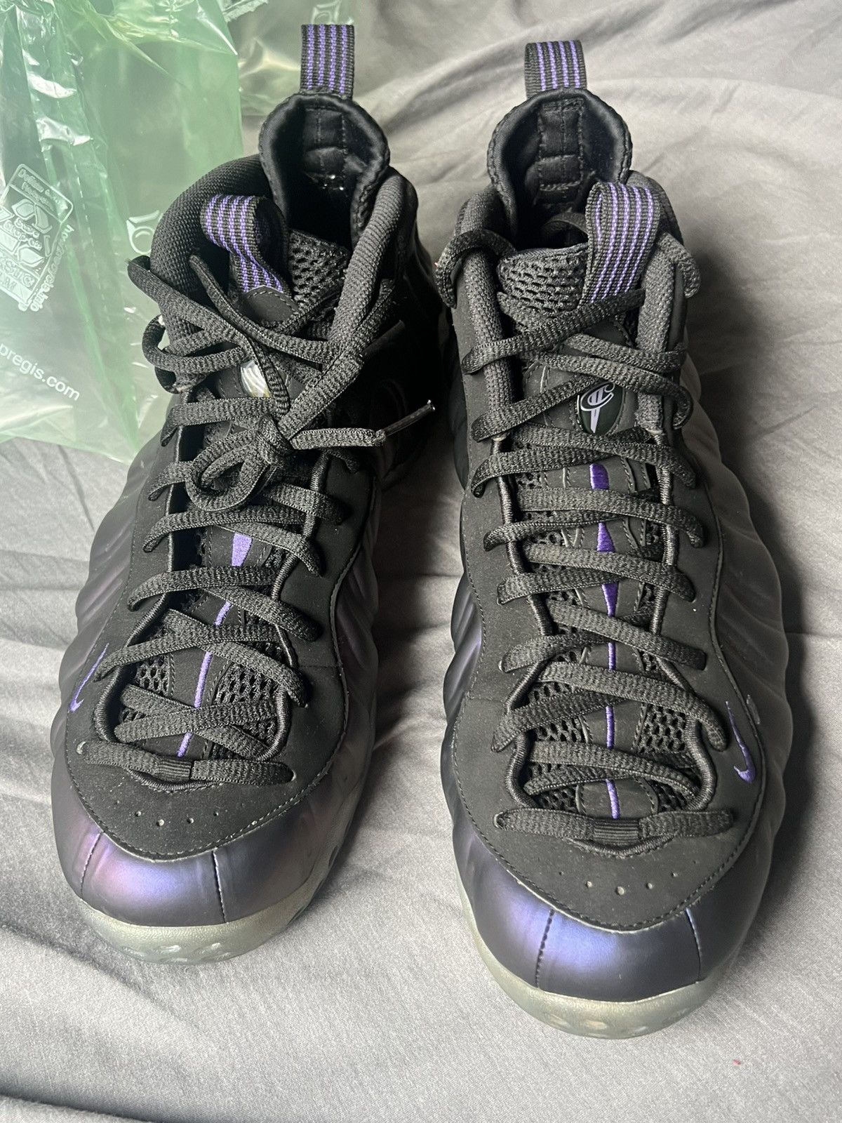 Nike Nike Eggplant Foamposite 2017 Size 12 Size US 12 / EU 45 - 4 Thumbnail