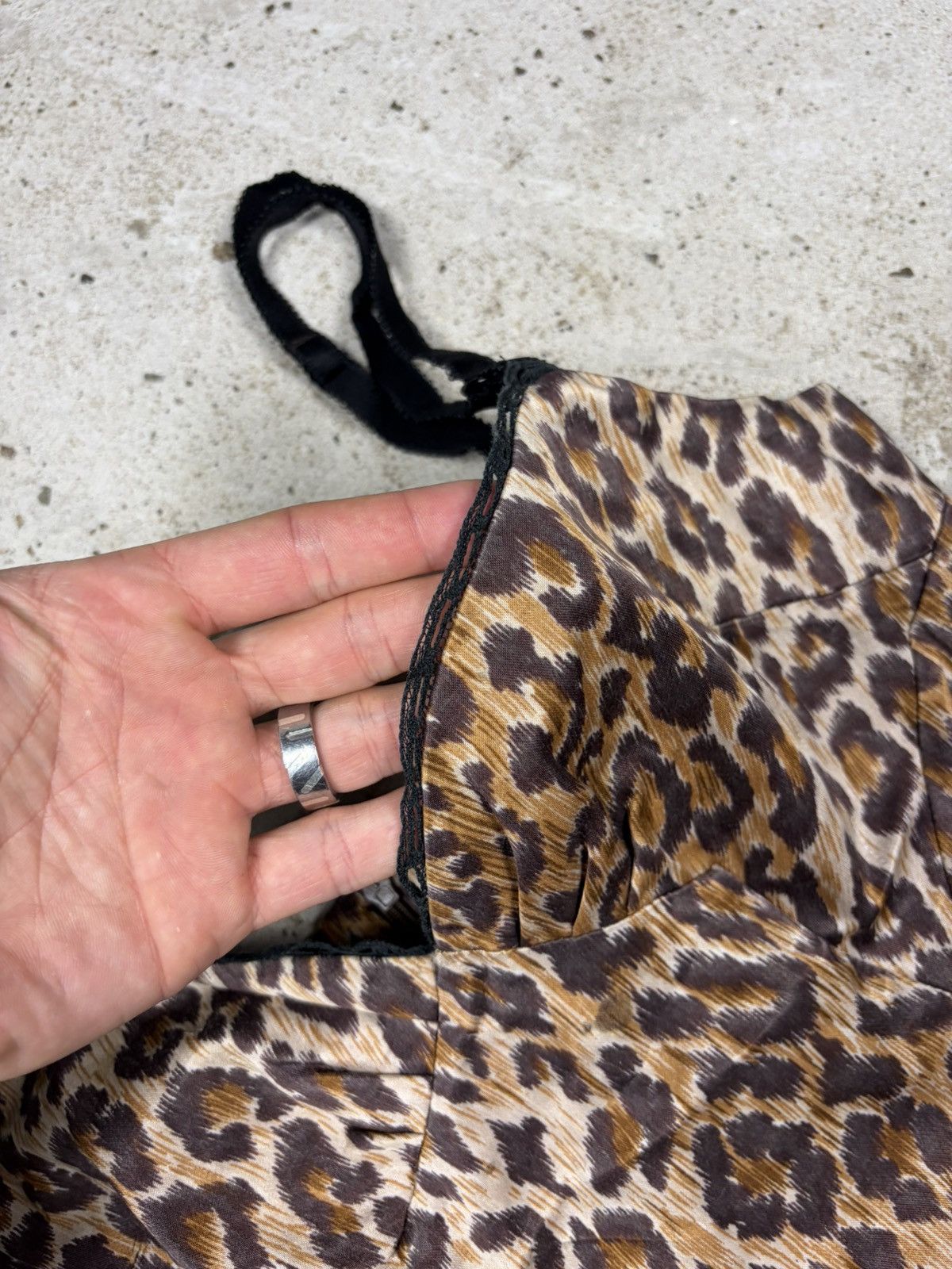 Dolce & Gabbana Vintage 2000s Dolce & Gabbana Leopard Print Slip Dress Lace Size M / US 6-8 / IT 42-44 - 9 Thumbnail