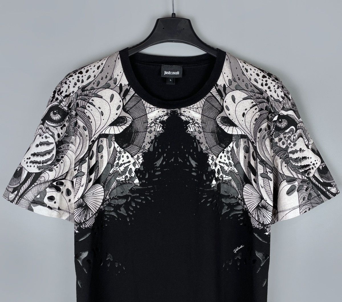 Just Cavalli Men’s Just Cavalli Tiger Overprint Black SS T-Shirt Size L Size US L / EU 52-54 / 3 - 2 Thumbnail