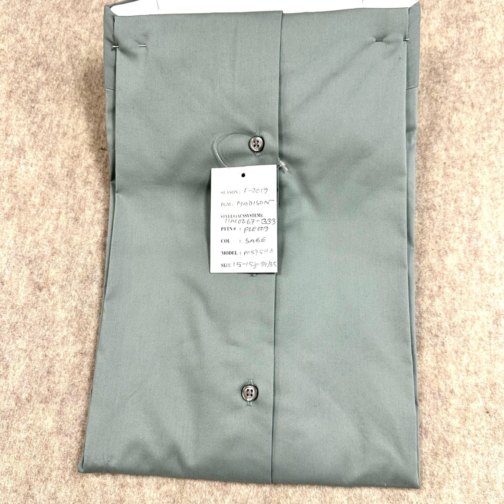 Madison Shirt Mens Medium Green Slim Fit Dress 15-15.5 34/35 Button Up  Formal Shirt