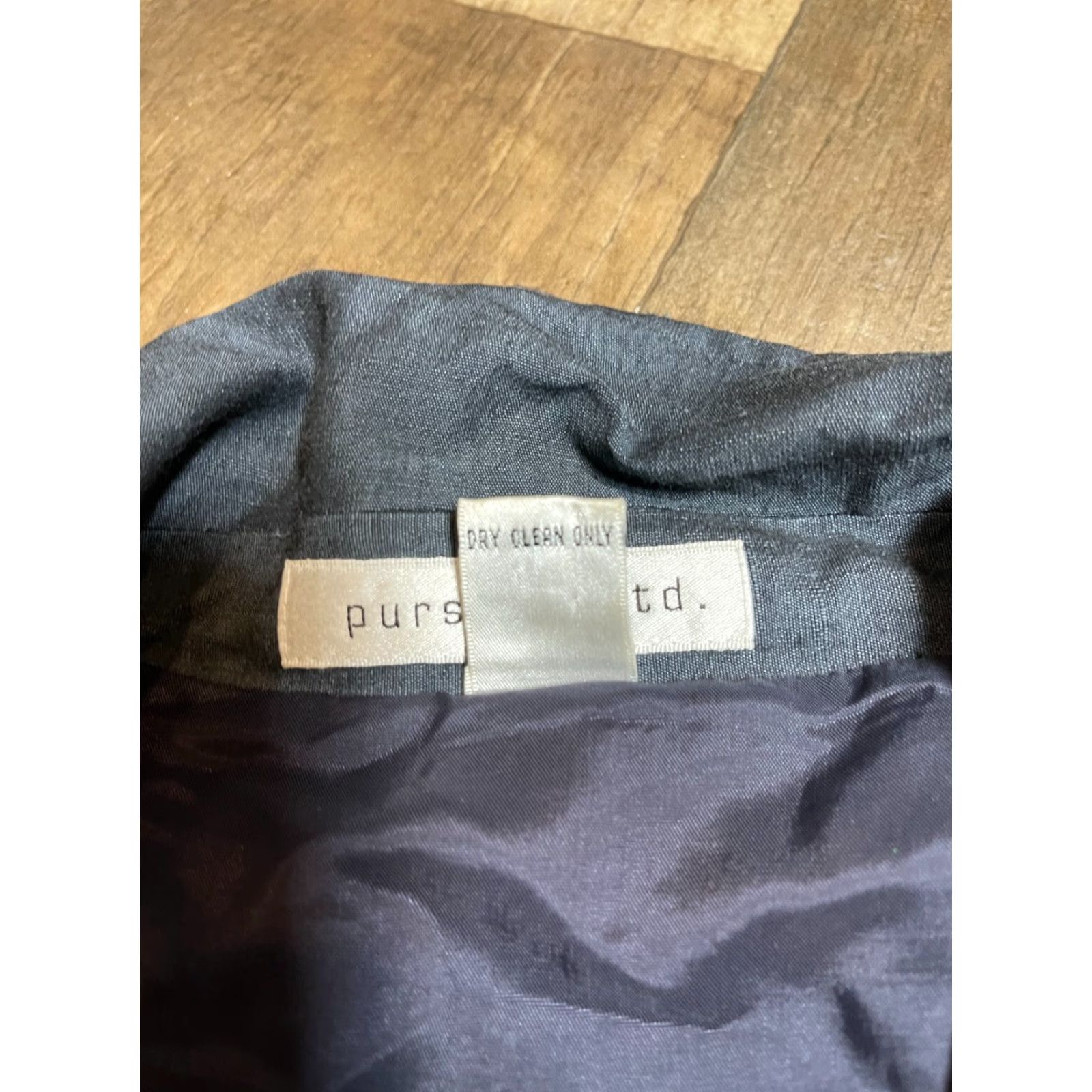 Vintage **Y2K Vintage Pursuits Women's Size 10 Navy Blue Silk Blazer** User: Y2K Vintage Pursuits Women's Size 10 Navy Blue Silk Blazer Open Front Size L / US 10 / IT 46 - 5 Thumbnail