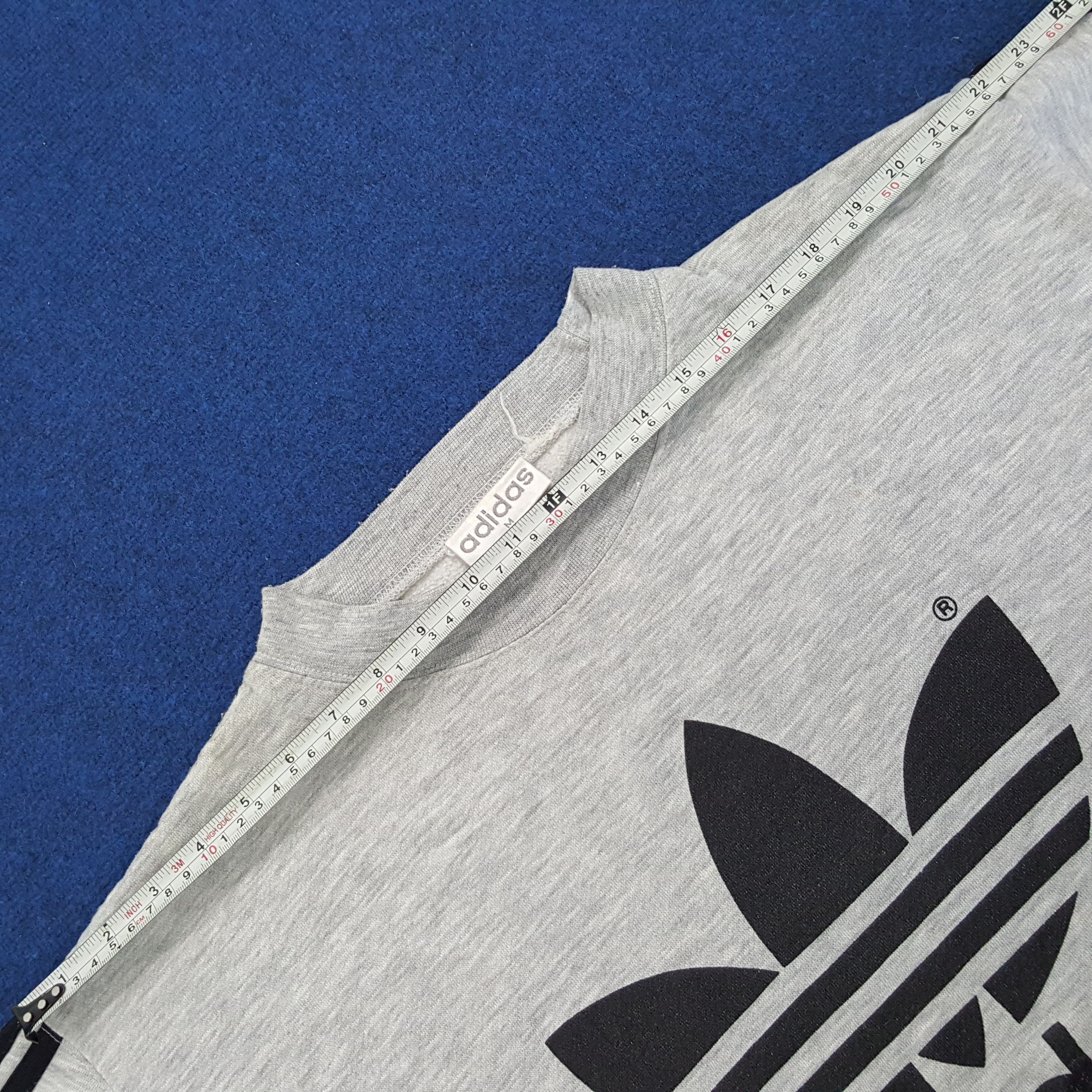 Adidas × Vintage Vintage Adidas Stripes Big Logo Streetwear Tshirt Size US M / EU 48-50 / 2 - 9 Thumbnail