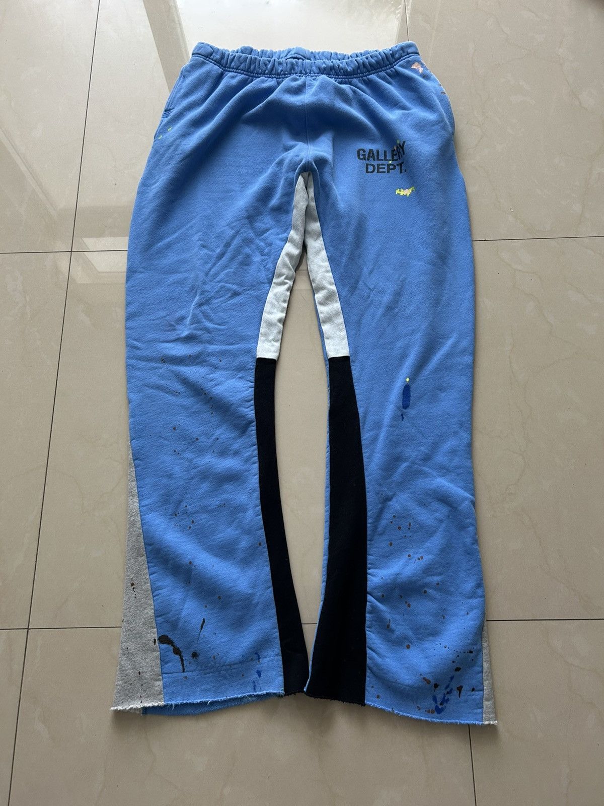 Gallery Dept. Gallery Dept Blue Flare Sweatpants Size US 38 / EU 54 - 1 Thumbnail
